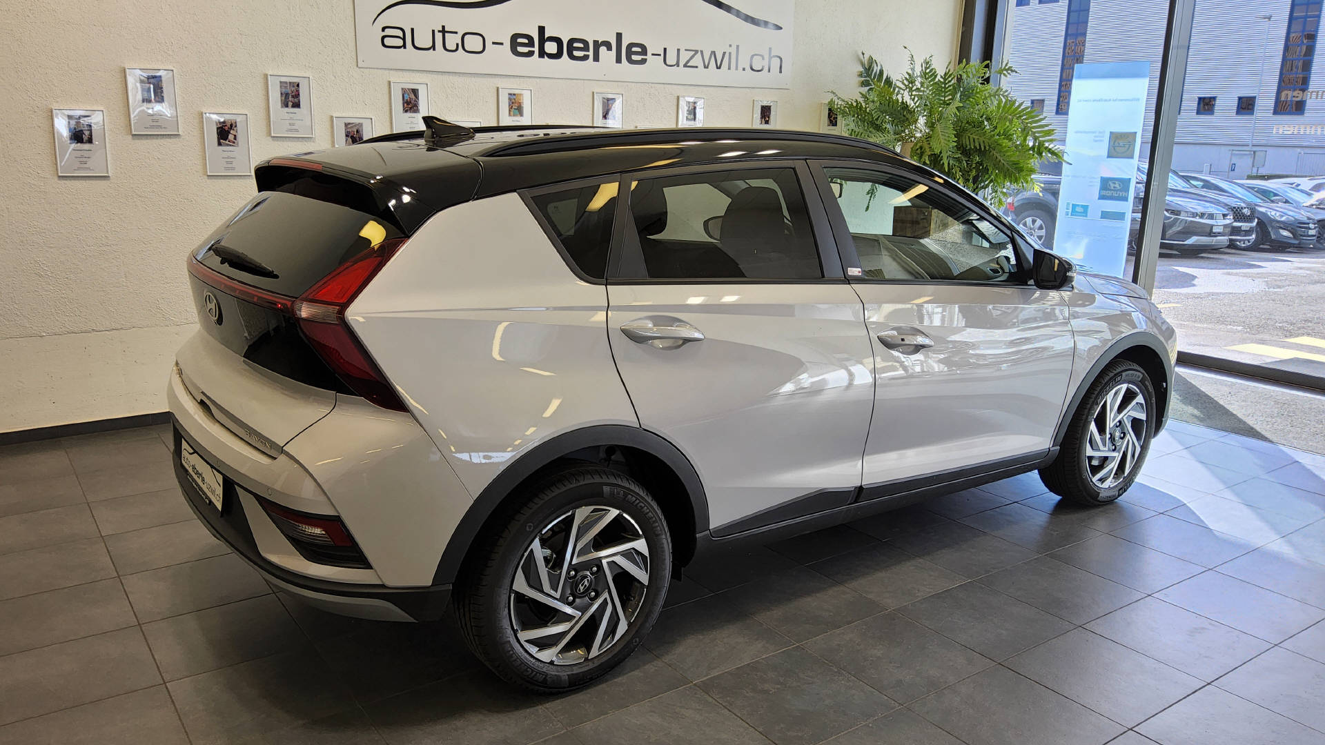 HYUNDAI Bayon 1.0 T-GDi Amplia-showroom-element-3