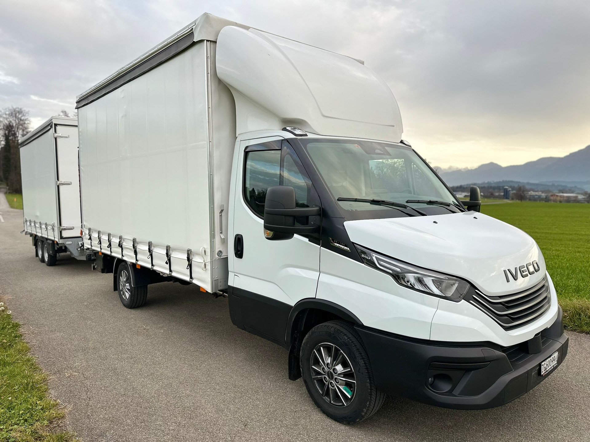 IVECO 35 S 18H A8-showroom-element-3
