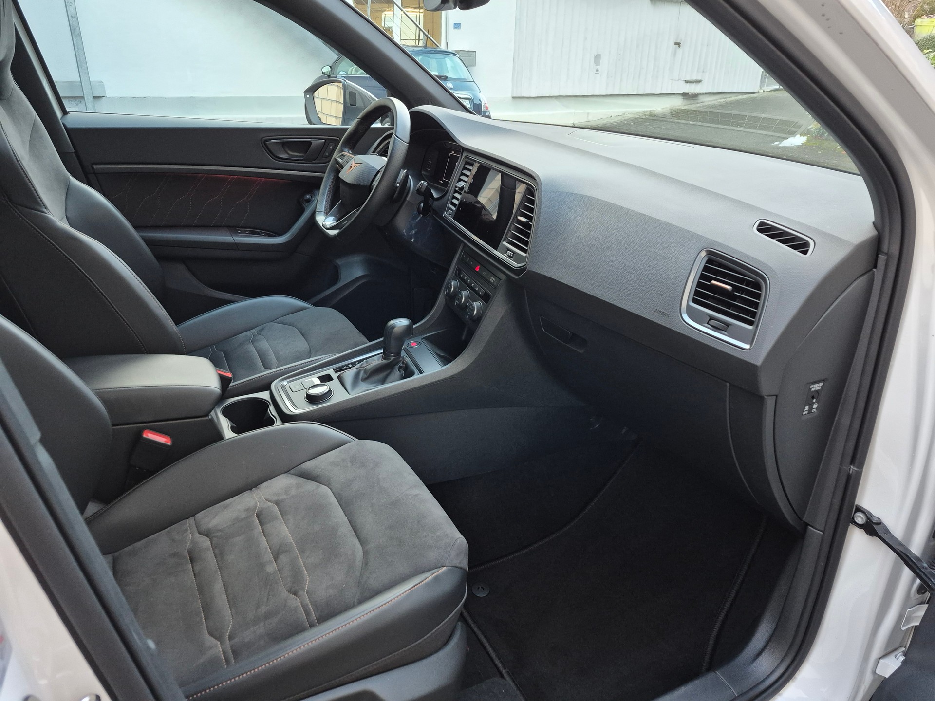 CUPRA Ateca 2.0TSI 4Drive DSG Anhängevorrichtung!-image-8