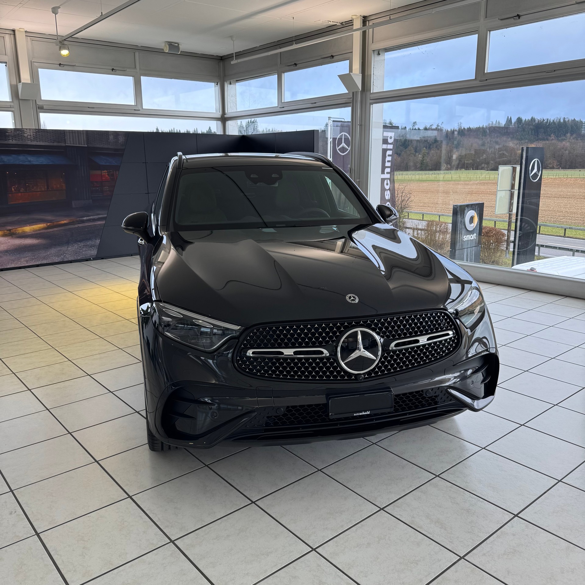 MERCEDES-BENZ GLC 400 e 4Matic EQ Star-showroom-element-1