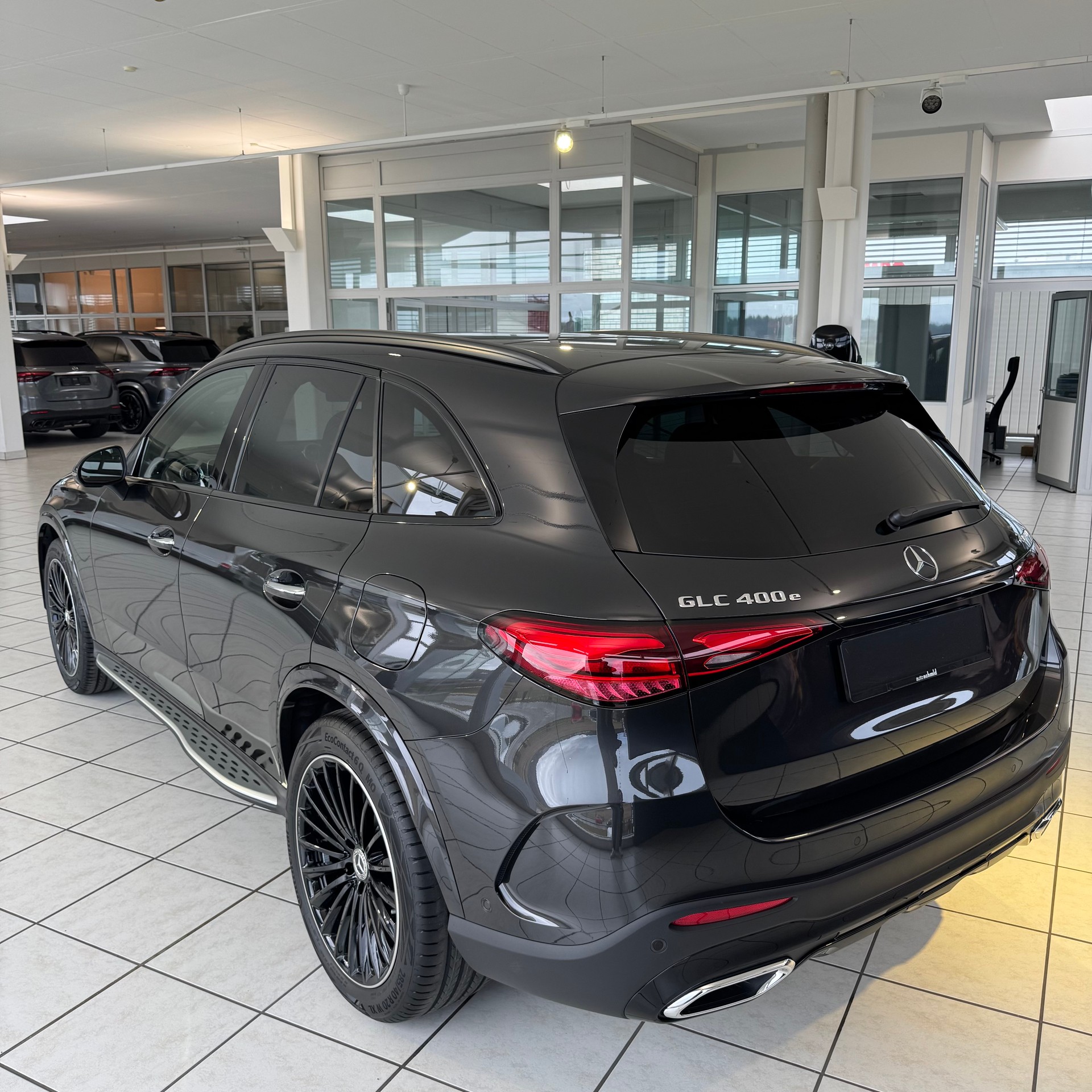 MERCEDES-BENZ GLC 400 e 4Matic EQ Star-showroom-element-3