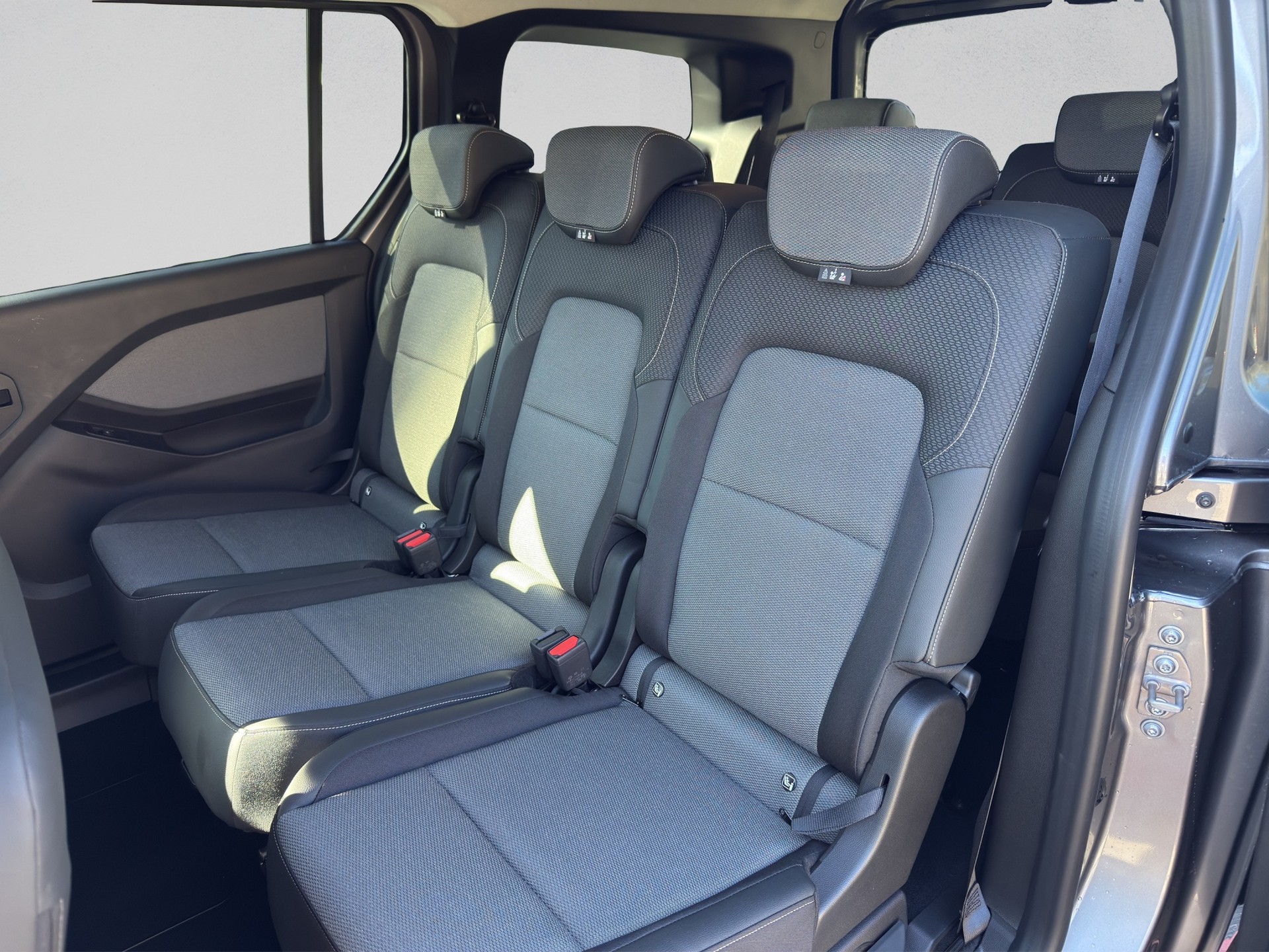 RENAULT Grand Kangoo 1.3 TCe 130 PF Techno EDC-image-12