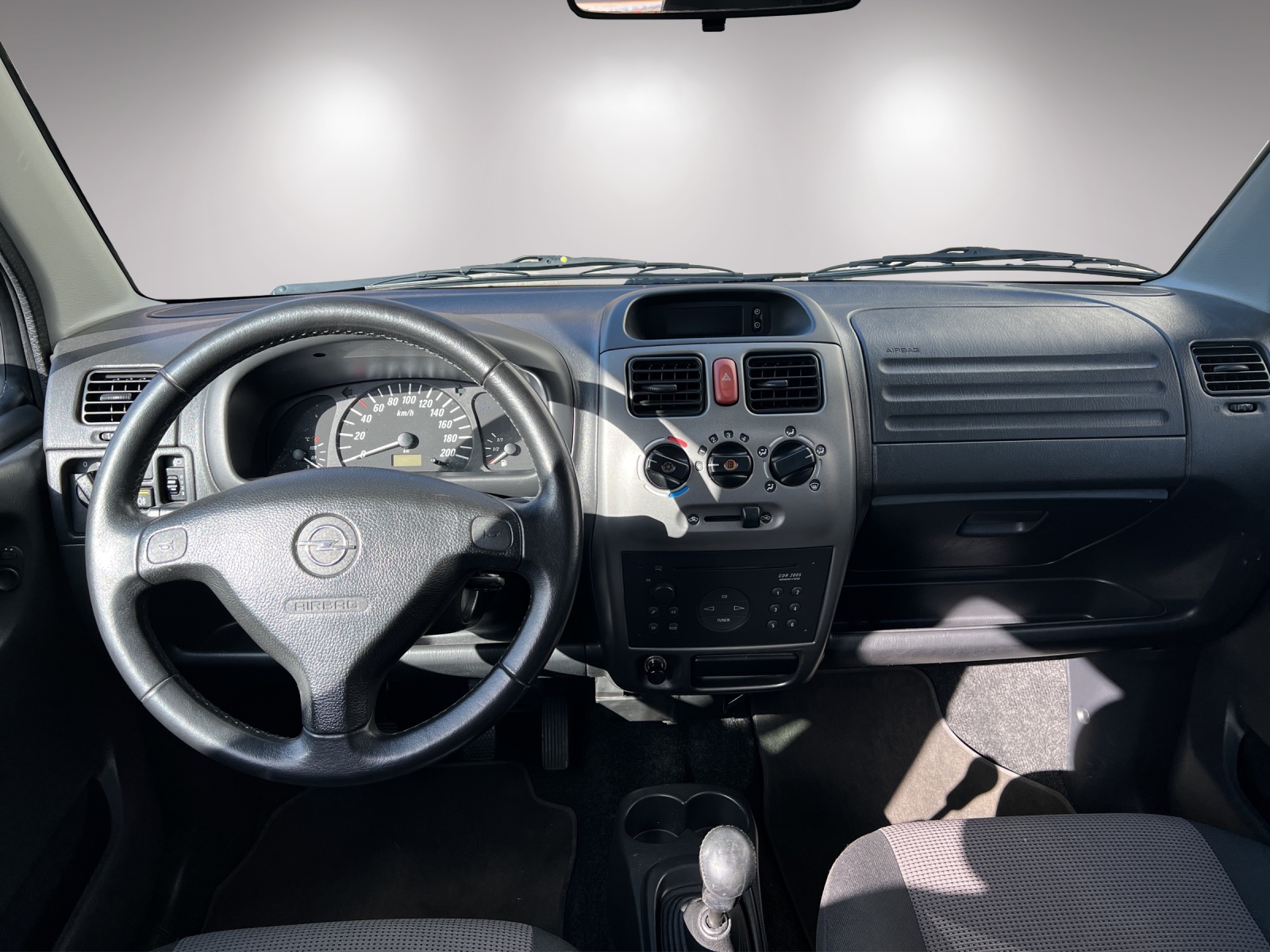 OPEL Agila 1.2 16V Linea Fresca-image-9