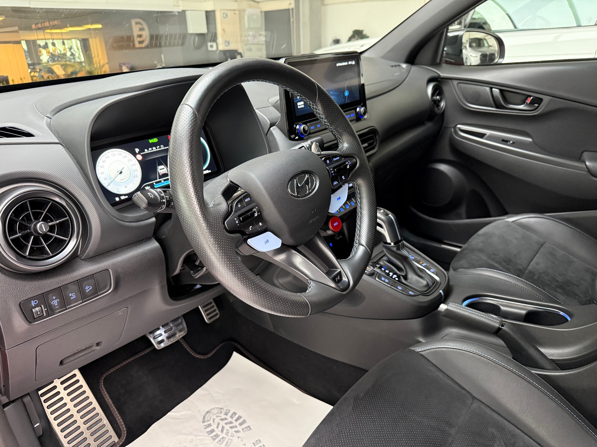 HYUNDAI Kona 2.0 T-GDi N DCT * CH-Fahrzeug *-image-10