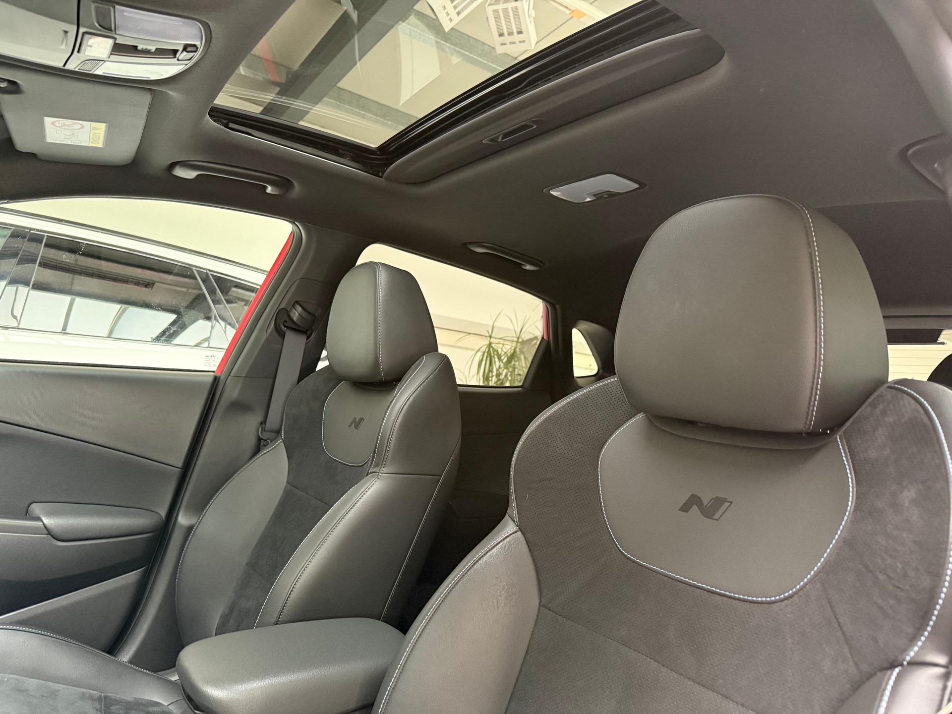 HYUNDAI Kona 2.0 T-GDi N DCT * CH-Fahrzeug *-image-9
