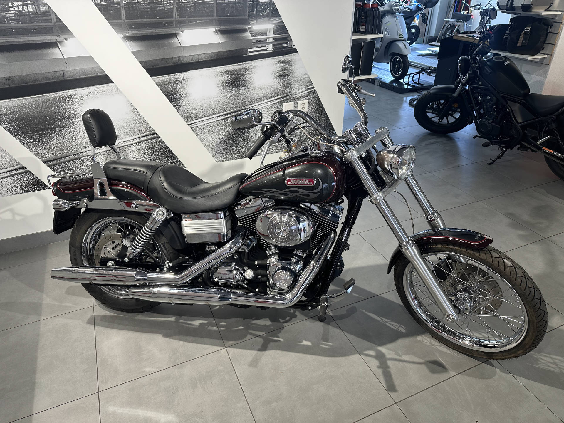 HARLEY-DAVIDSON Dyna FXDWGI | 9’460 km | Top Zustand | Chopper-image-15