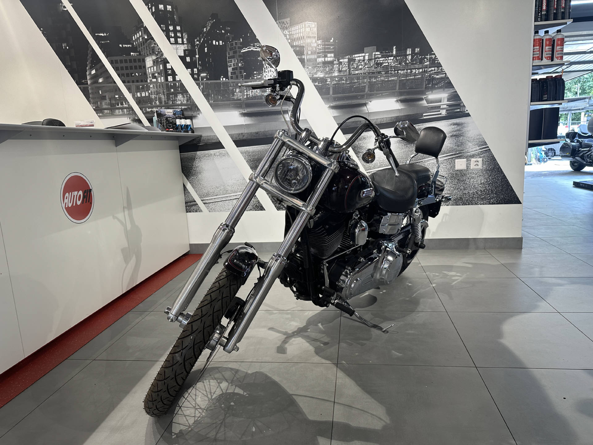 HARLEY-DAVIDSON Dyna FXDWGI | 9’460 km | Top Zustand | Chopper-image-9
