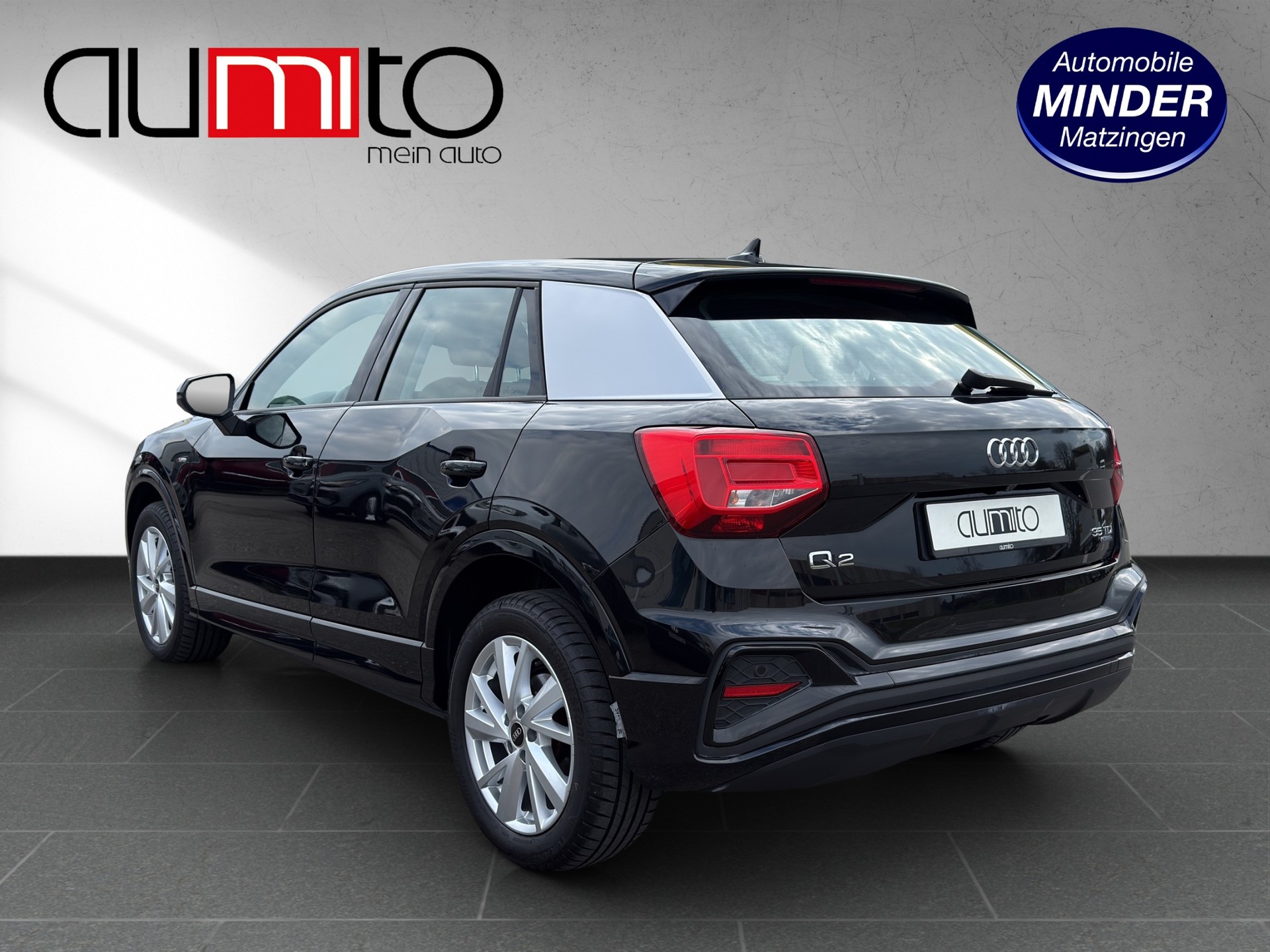 AUDI Q2 35 TDI S line quattro S-tronic-image-4