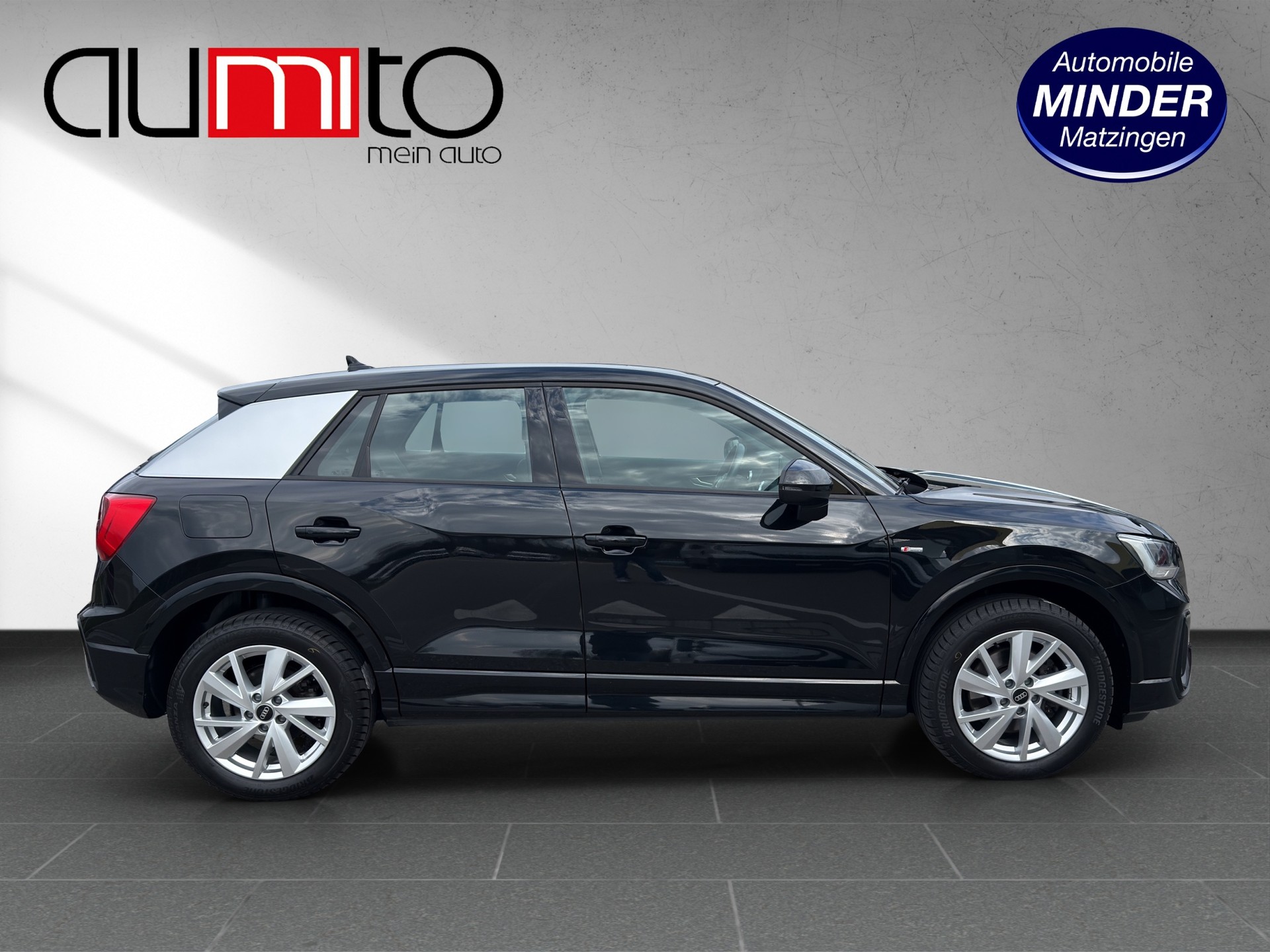 AUDI Q2 35 TDI S line quattro S-tronic-image-1