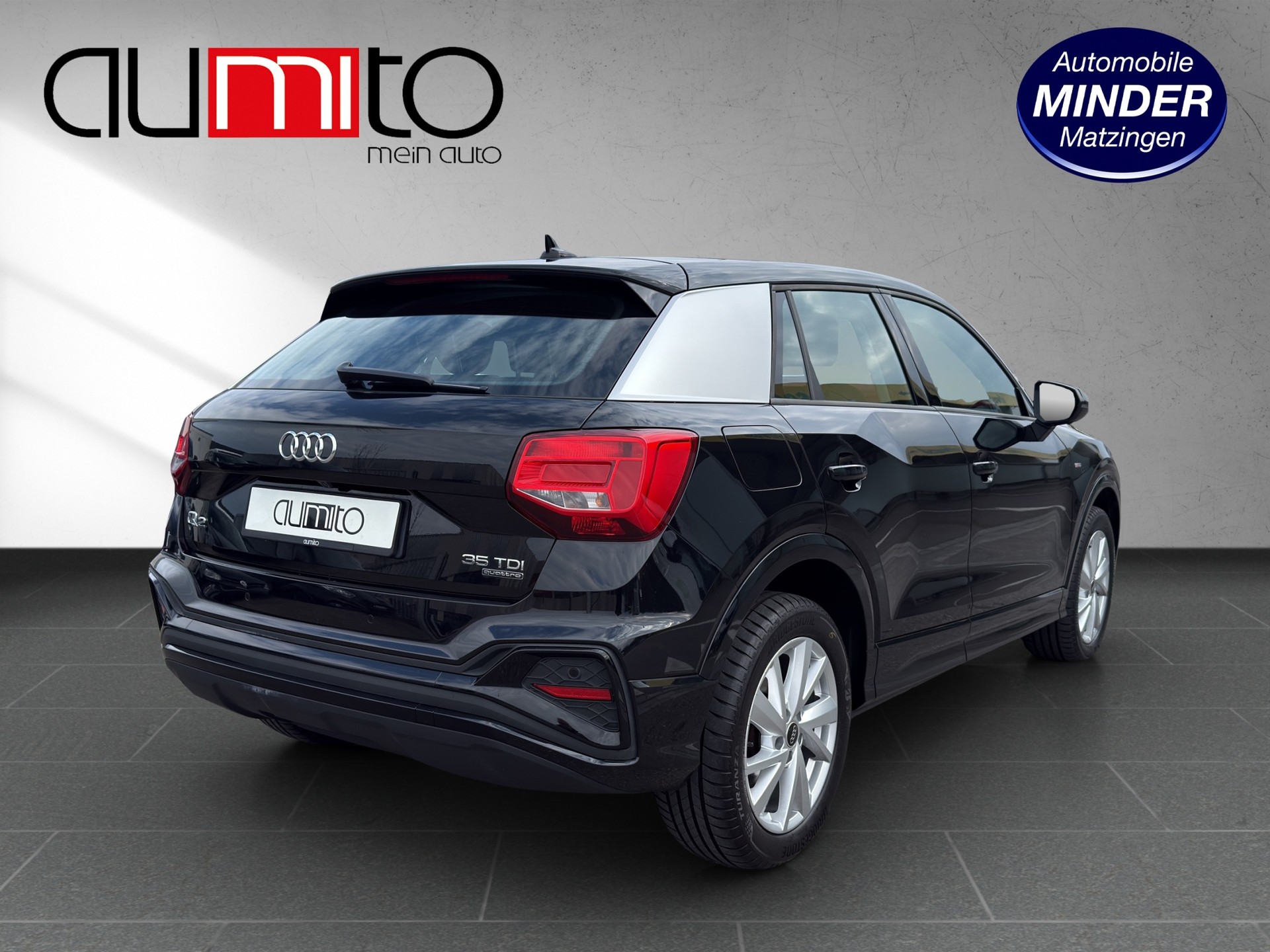 AUDI Q2 35 TDI S line quattro S-tronic-image-2