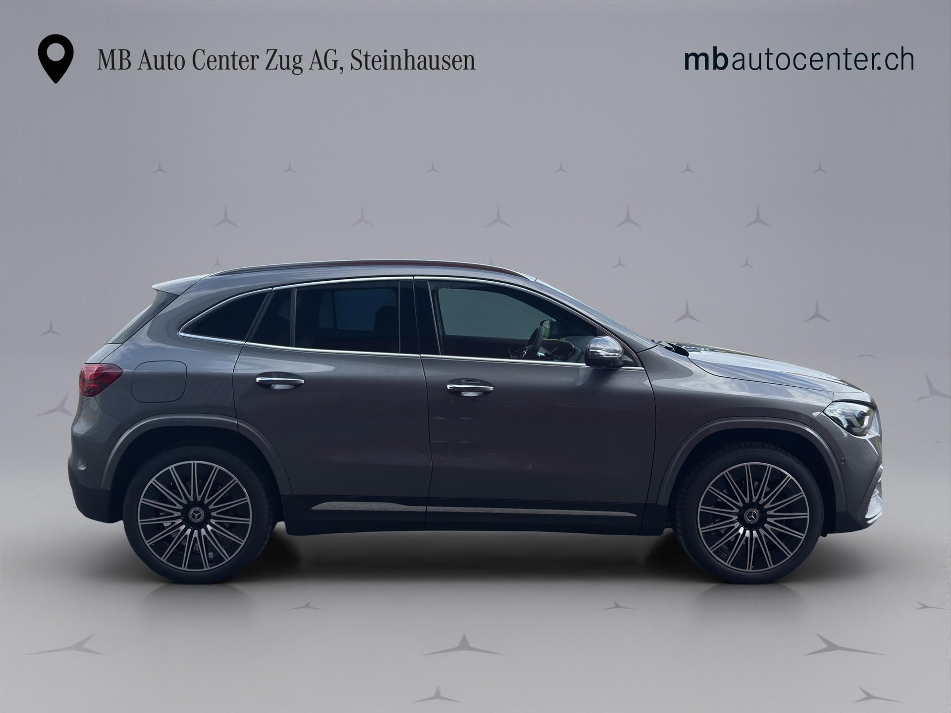 MERCEDES-BENZ GLA 250 e EQ Star AMG Line-image-6