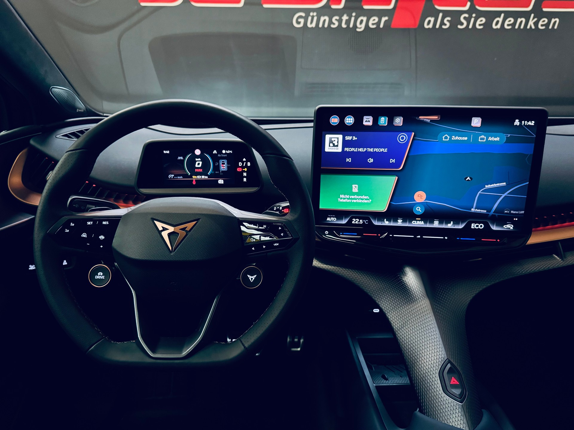 CUPRA Tavascan Type 9 77 kWh VZ Adrenaline-image-20