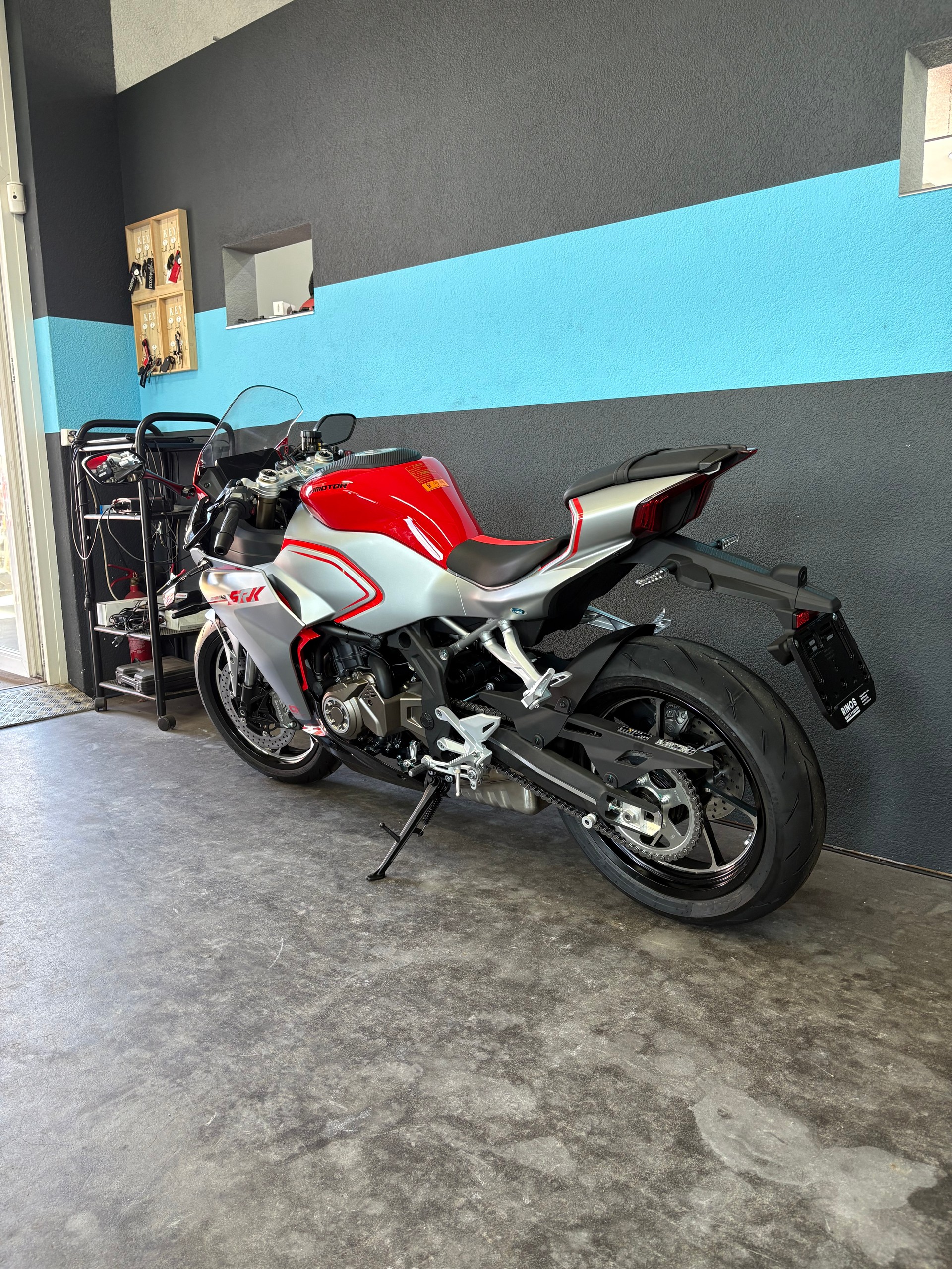 QJ 421RR-image-5