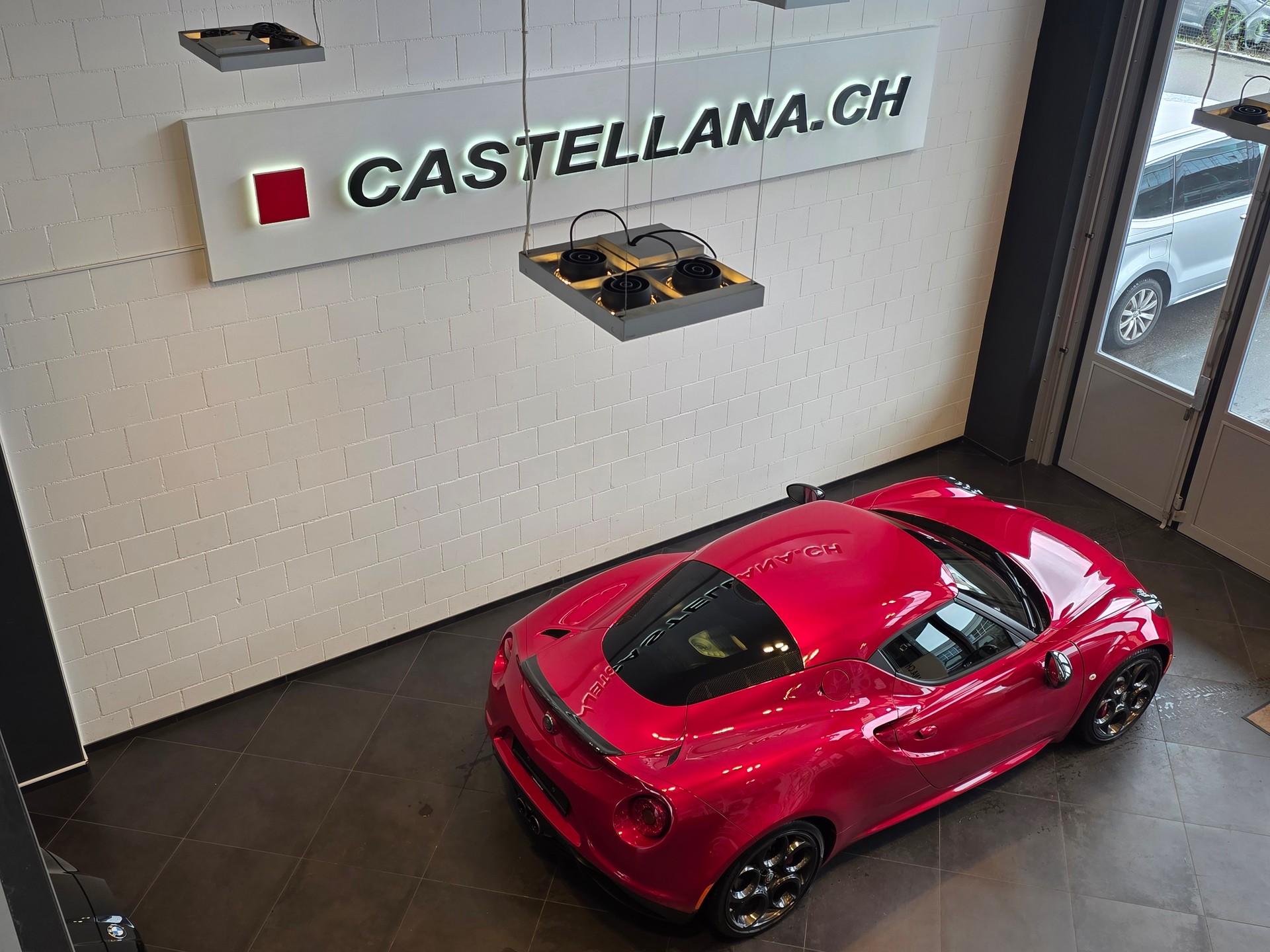 ALFA ROMEO 4C 1750 TBi-image-9