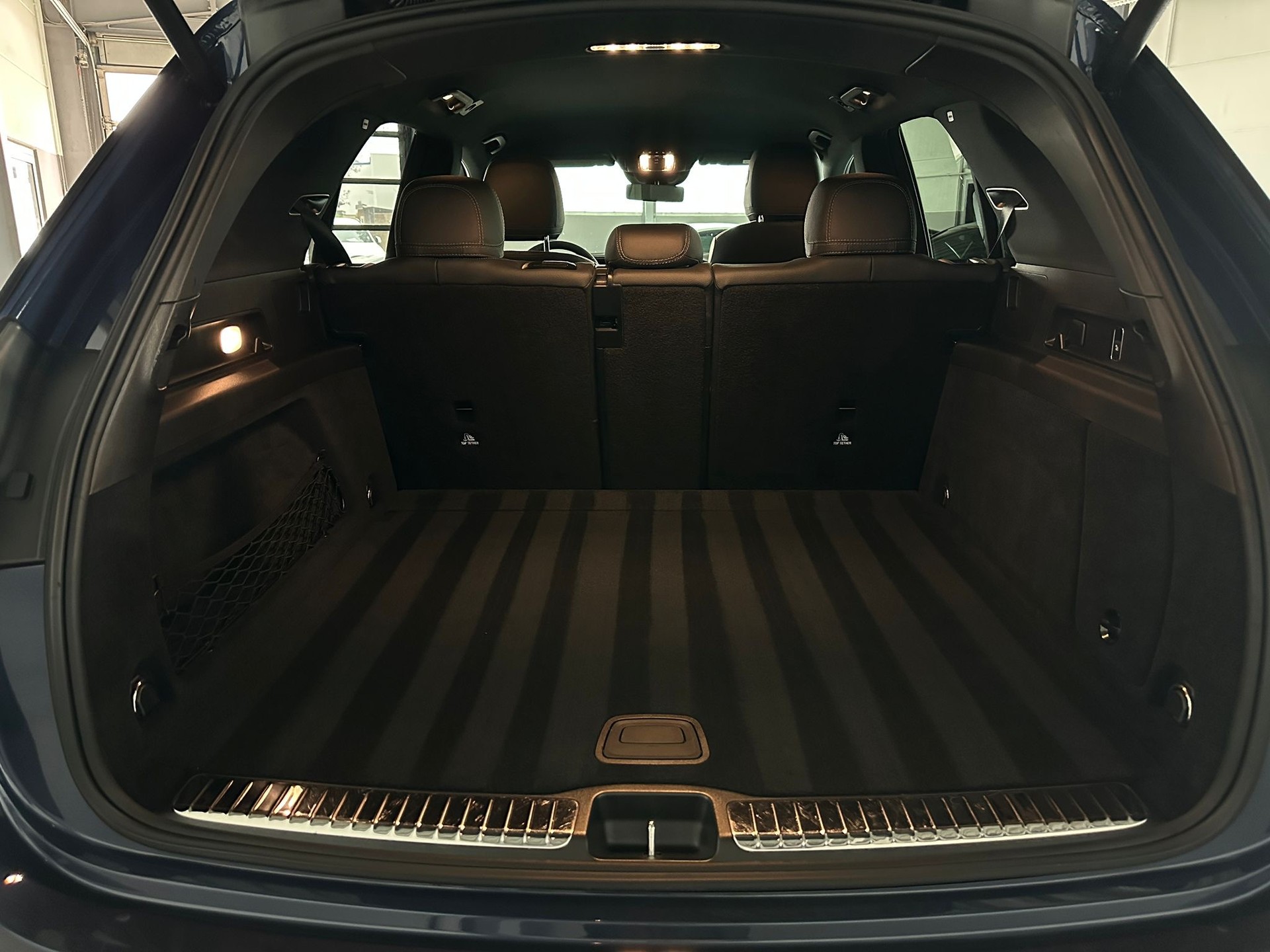 MERCEDES-BENZ GLE 450 d 4Matic 9G-Tronic-image-11