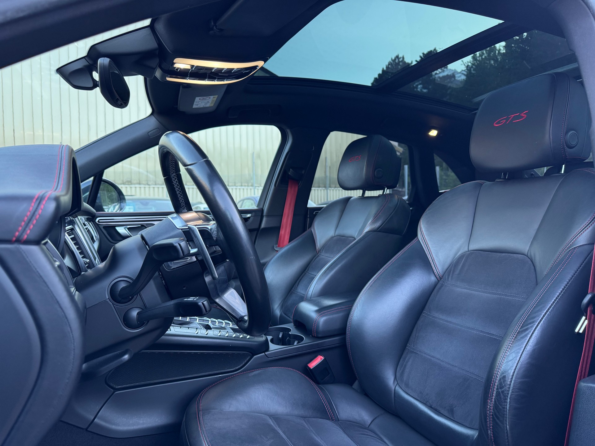 PORSCHE Macan GTS PDK-image-8