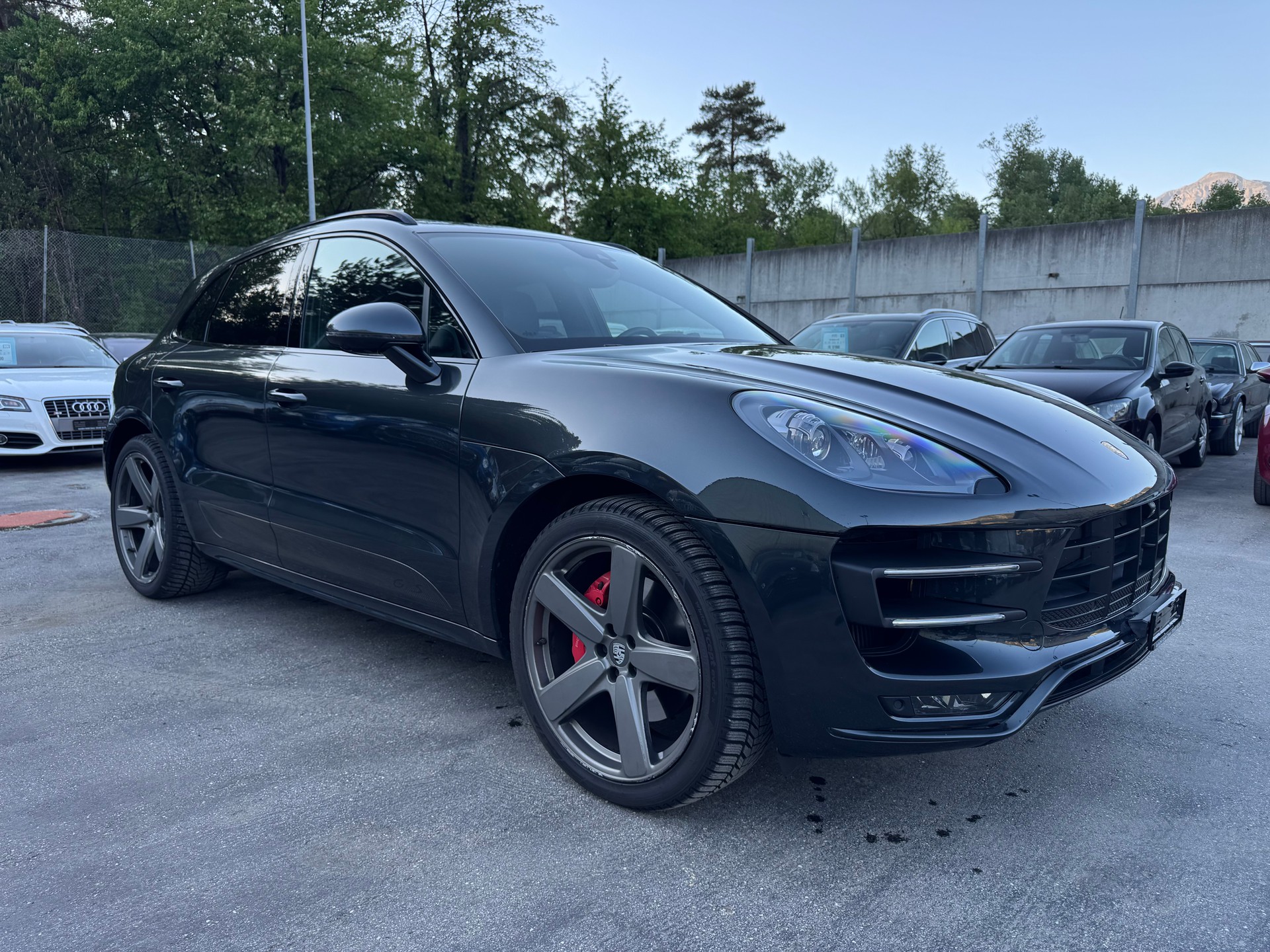 PORSCHE Macan GTS PDK-image-1