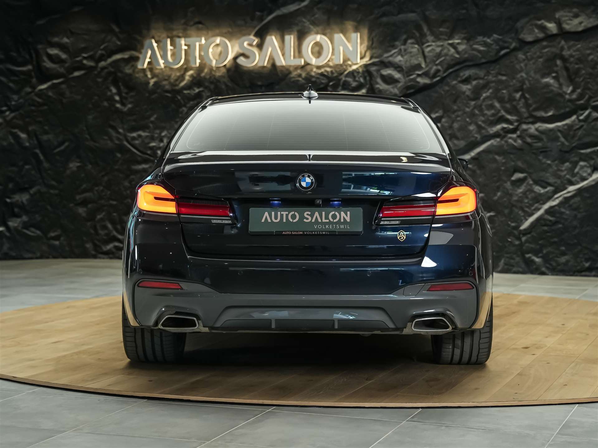 BMW 530i xDrive M Sport Steptronic *20" Felgen*Head-Up*Leder*-image-4