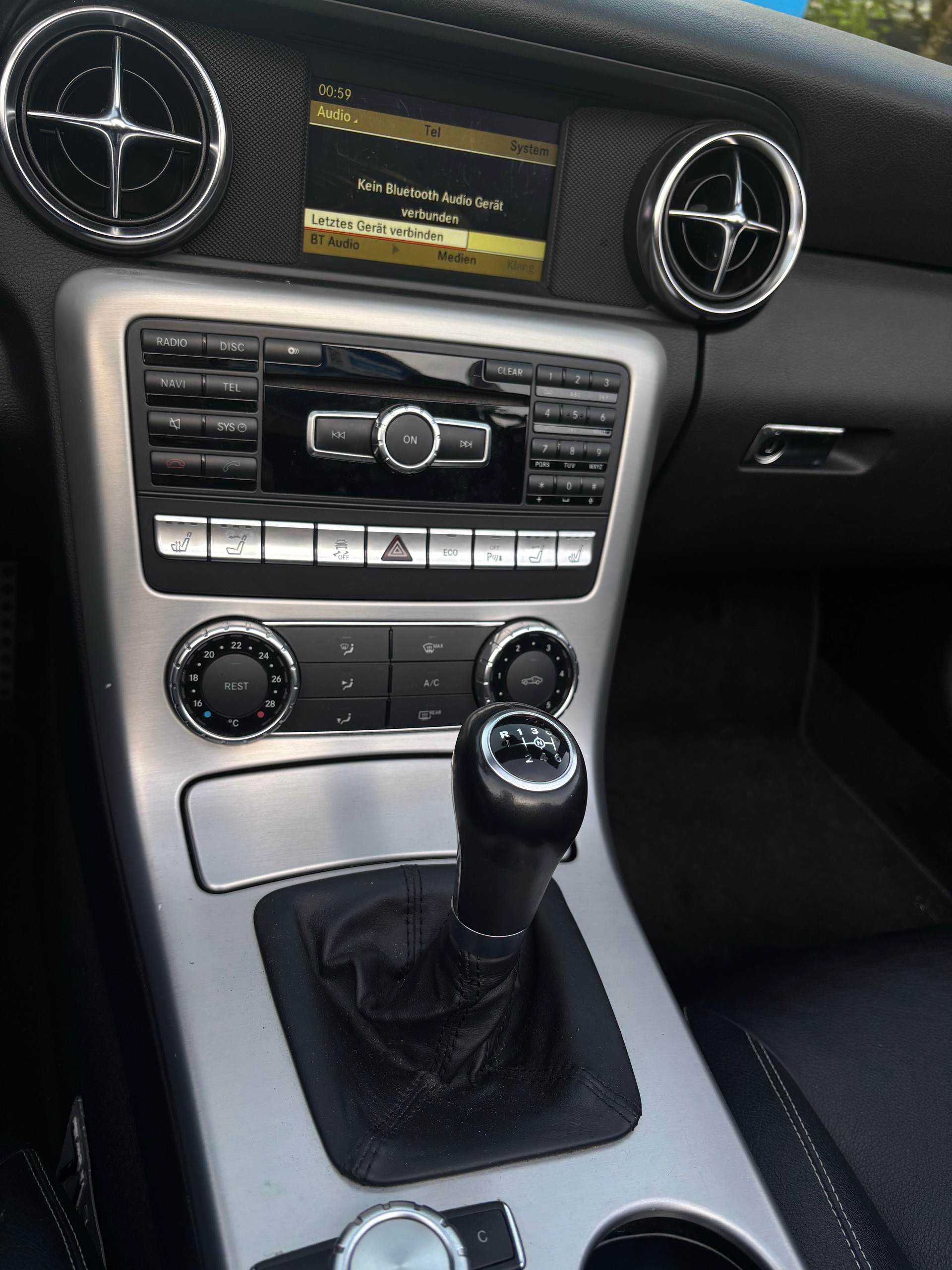MERCEDES-BENZ SLK 250-image-7