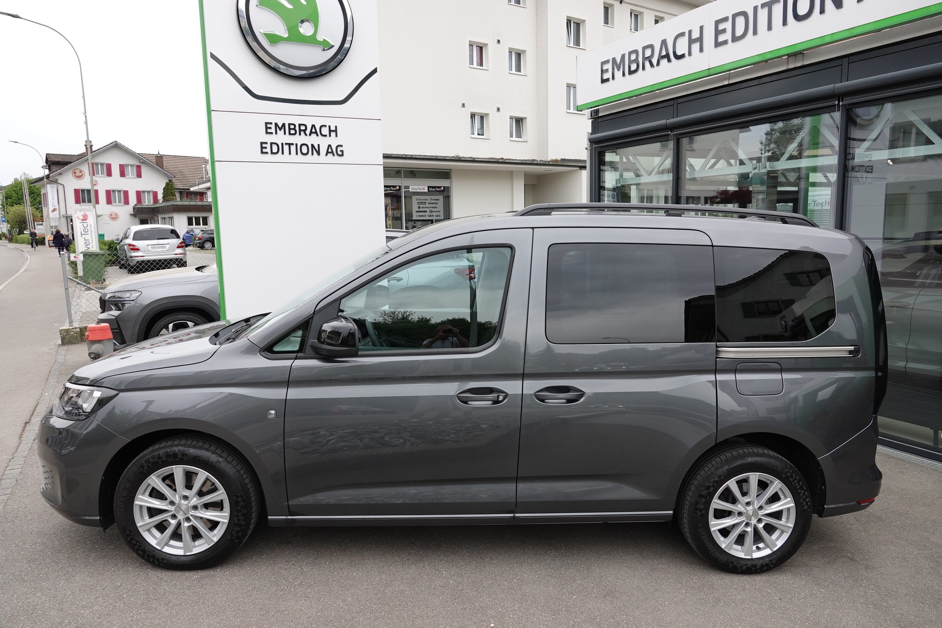 VW Caddy 1.5 TSI Liberty-image-4