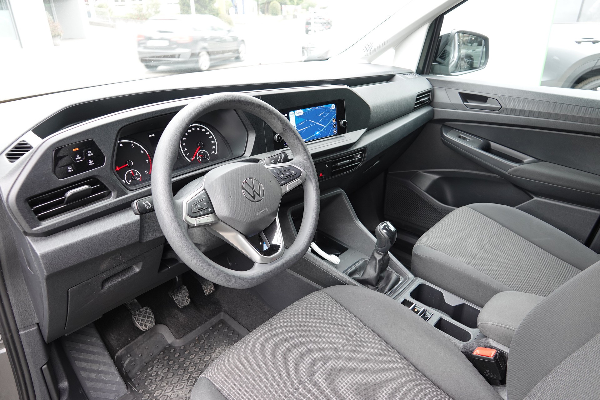 VW Caddy 1.5 TSI Liberty-image-8