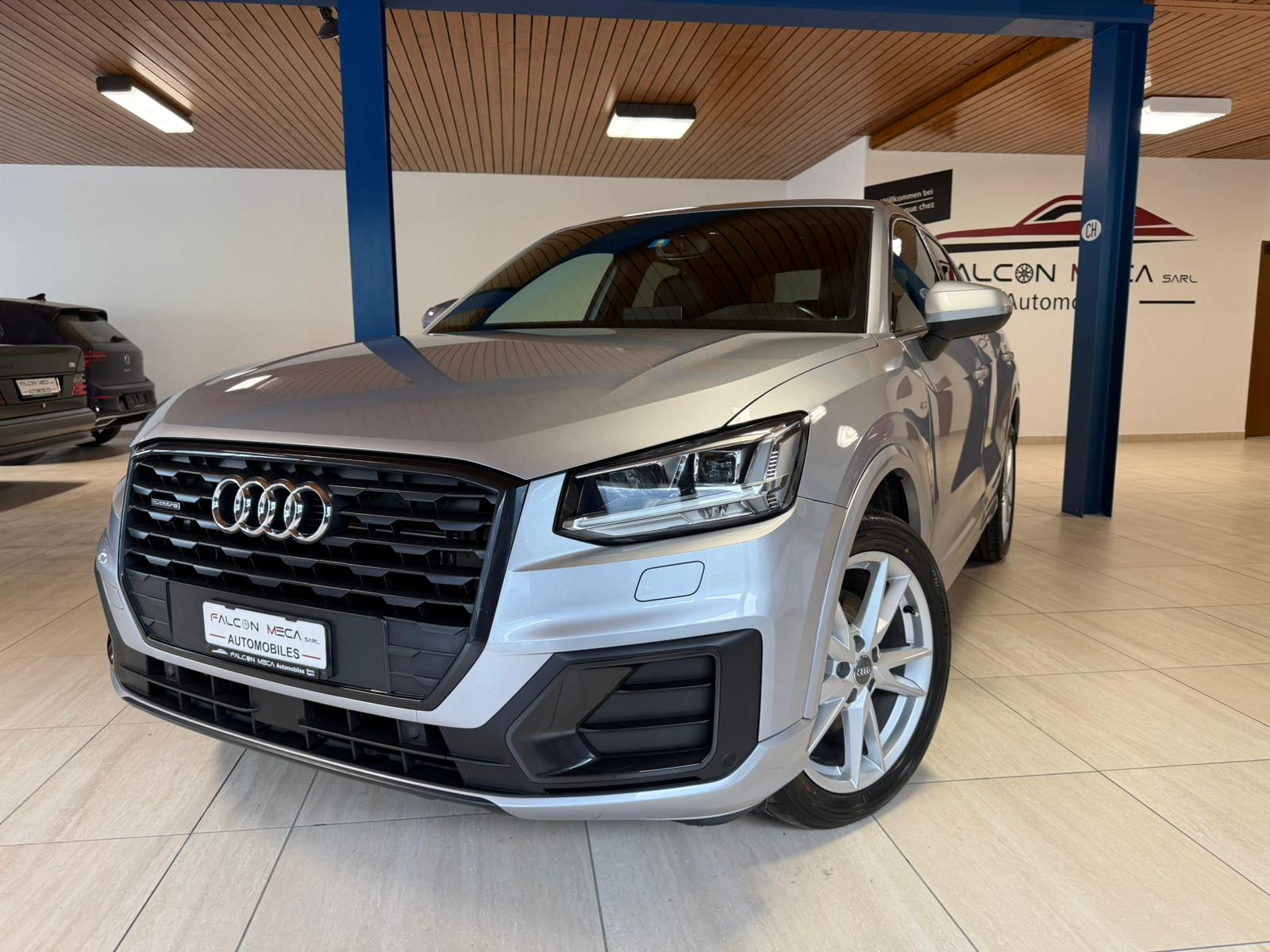 AUDI Q2 2.0 TFSI design quattro S-tronic-showroom-element-3