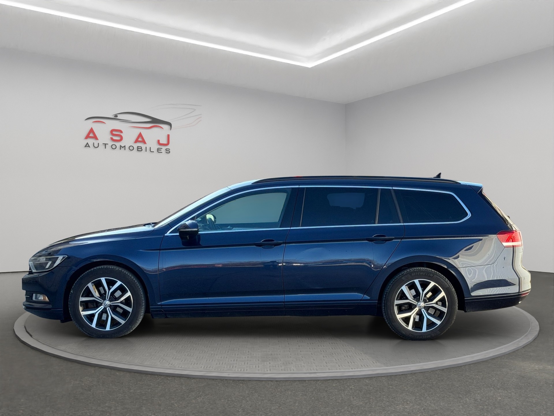 VW Passat Variant 2.0 TDI BMT Comfortline DSG-image-6