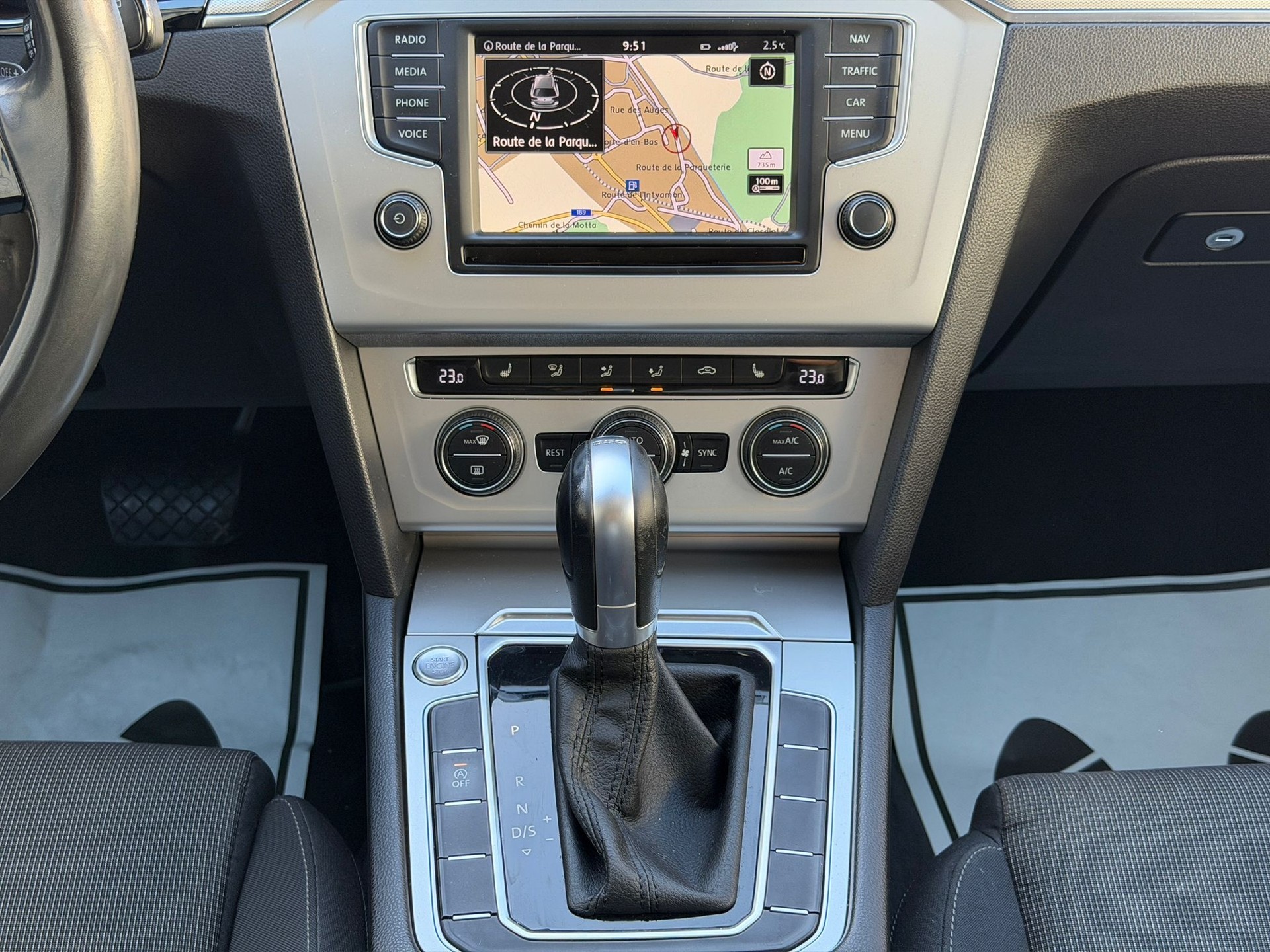VW Passat Variant 2.0 TDI BMT Comfortline DSG-image-9