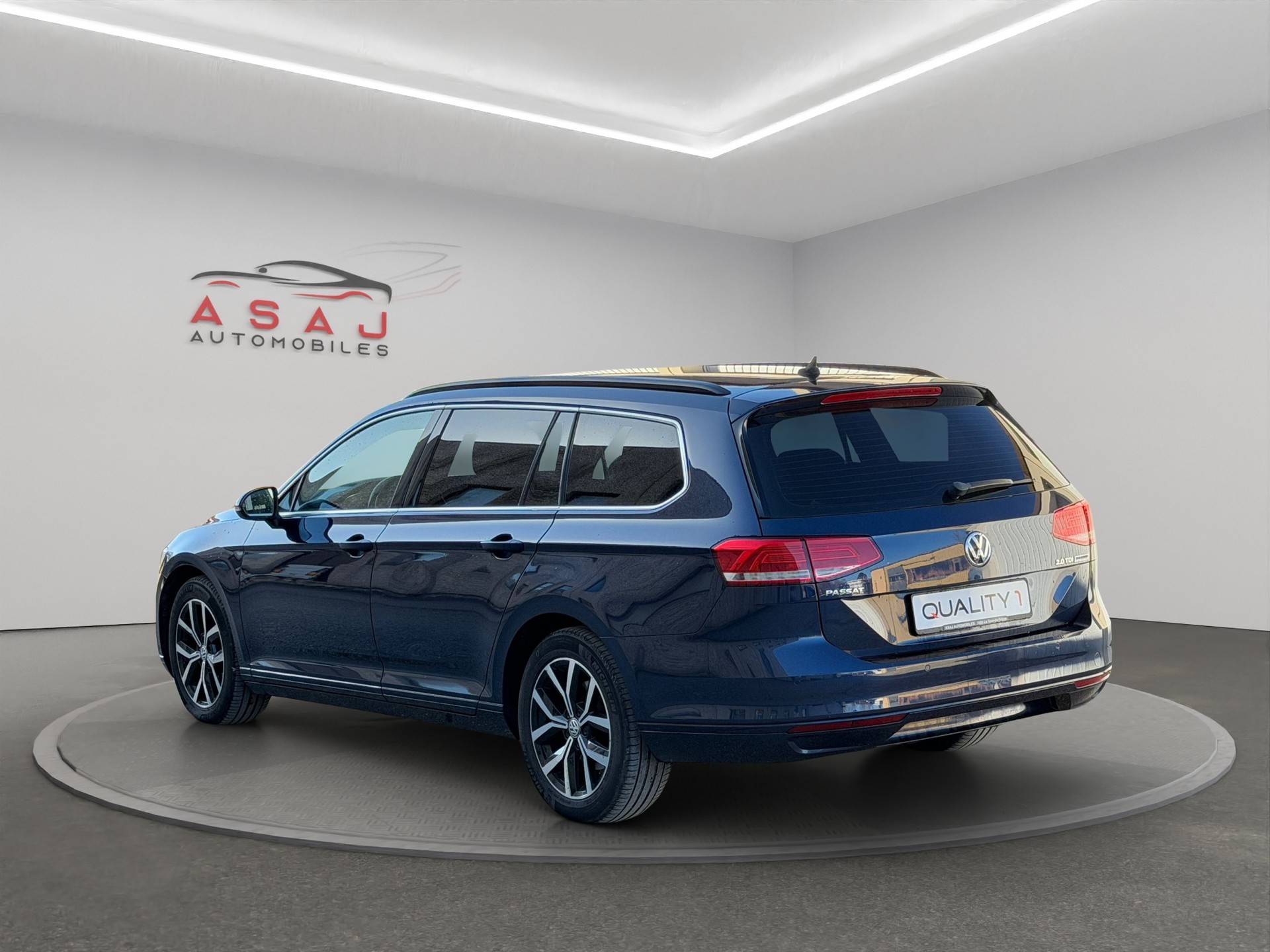 VW Passat Variant 2.0 TDI BMT Comfortline DSG-image-5