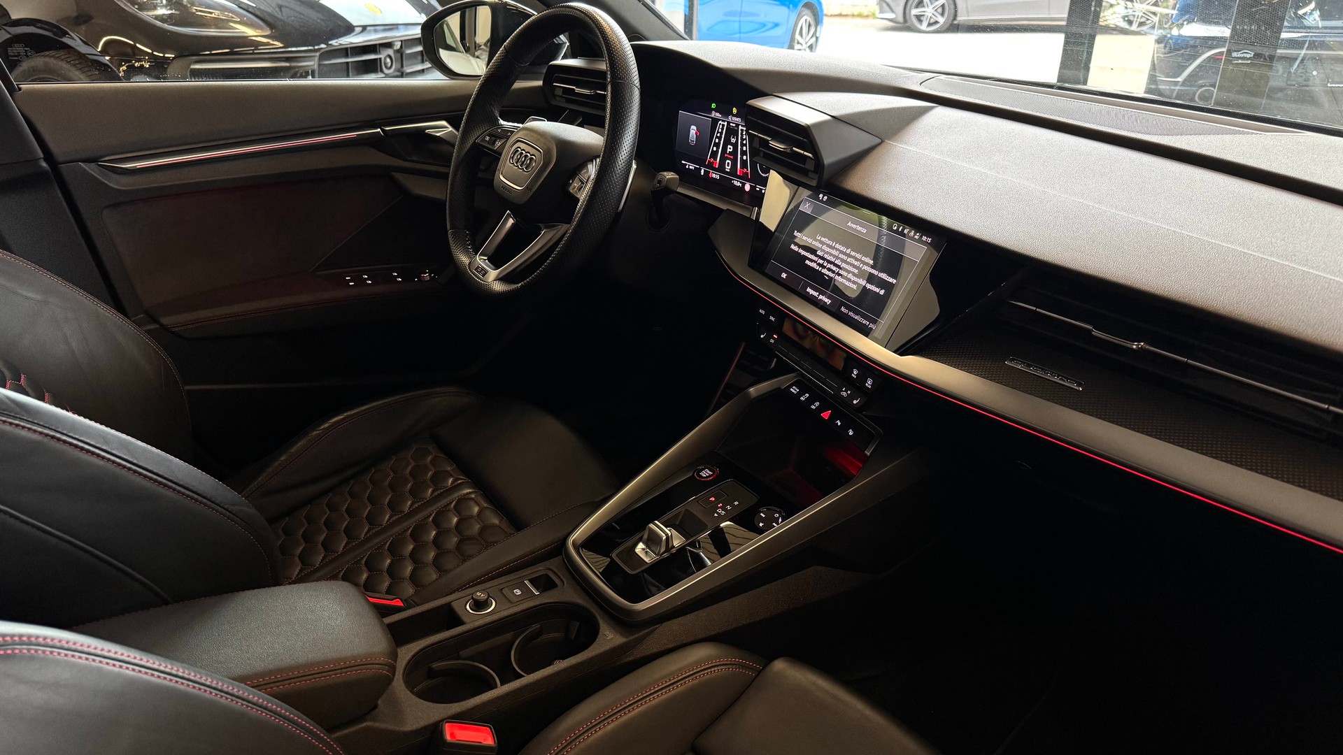 AUDI RS3 Sportback 2.5 TSI quattro S-tronic-image-14
