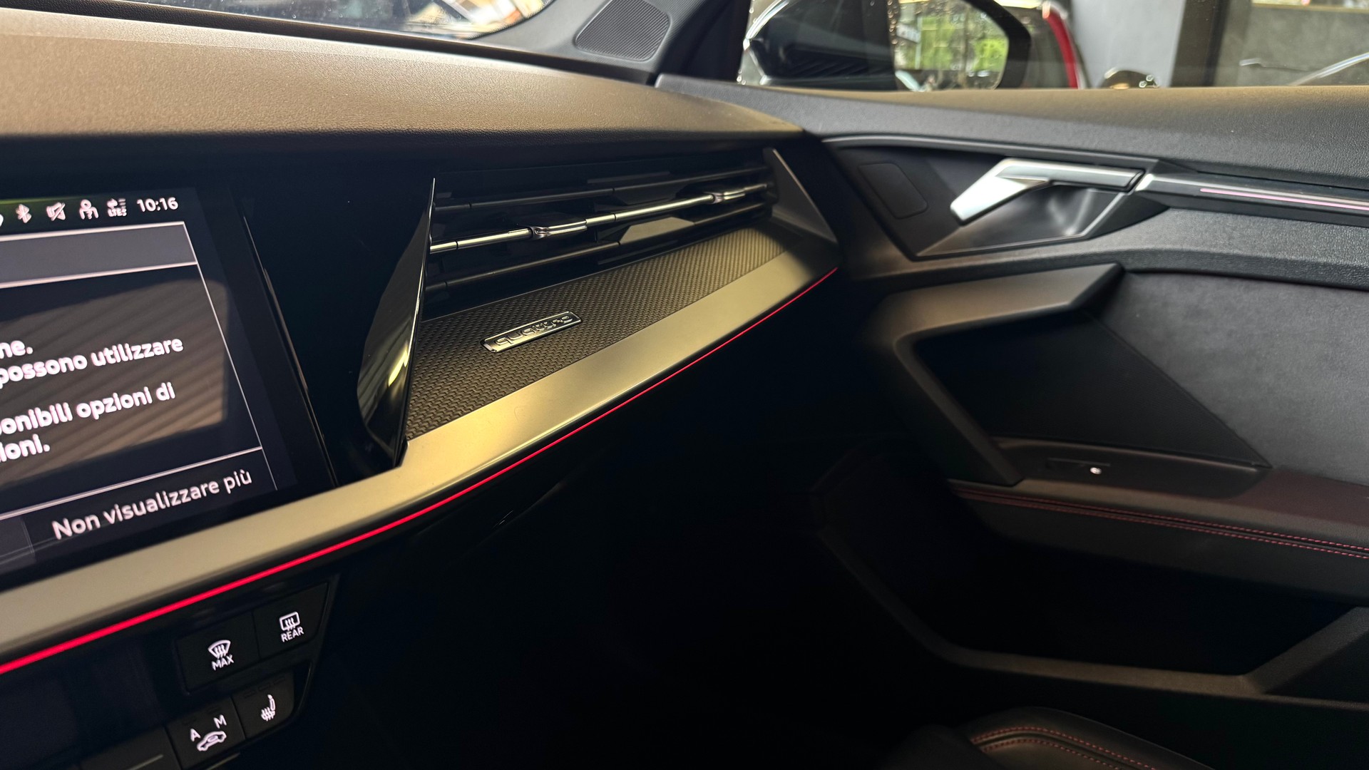 AUDI RS3 Sportback 2.5 TSI quattro S-tronic-image-10