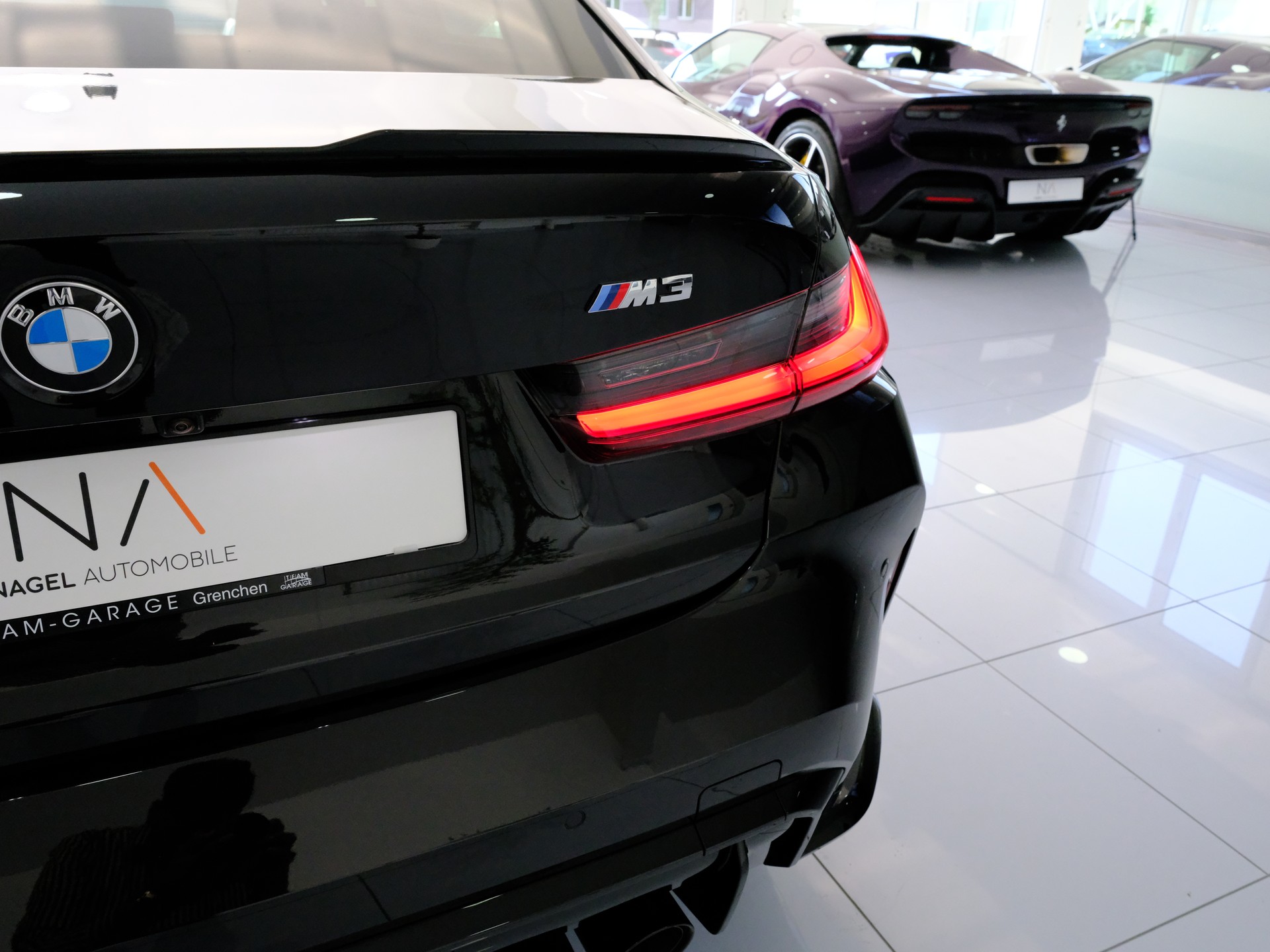 BMW M3 *CARBON-SCHALENSITZE*WERKSGARANTIE*ALCANTARA-LENKRAD*-image-8