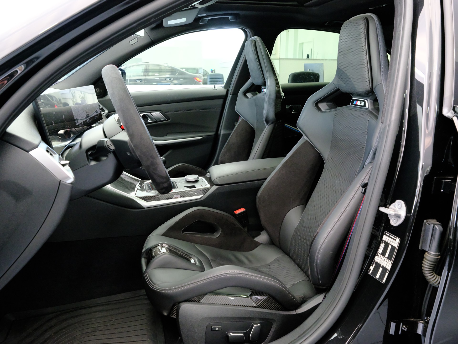 BMW M3 *CARBON-SCHALENSITZE*WERKSGARANTIE*ALCANTARA-LENKRAD*-image-14