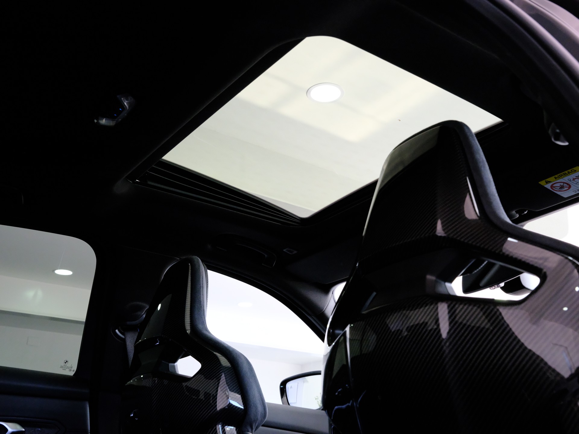 BMW M3 *CARBON-SCHALENSITZE*WERKSGARANTIE*ALCANTARA-LENKRAD*-image-27
