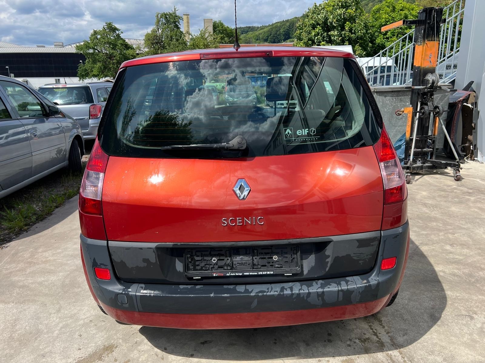 RENAULT Scénic 1.6 16V Dynamique-image-6