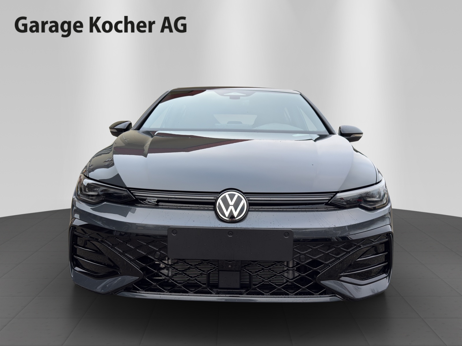 VW Golf 1.5 e TSI mHEV R-Line DSG-showroom-element-1