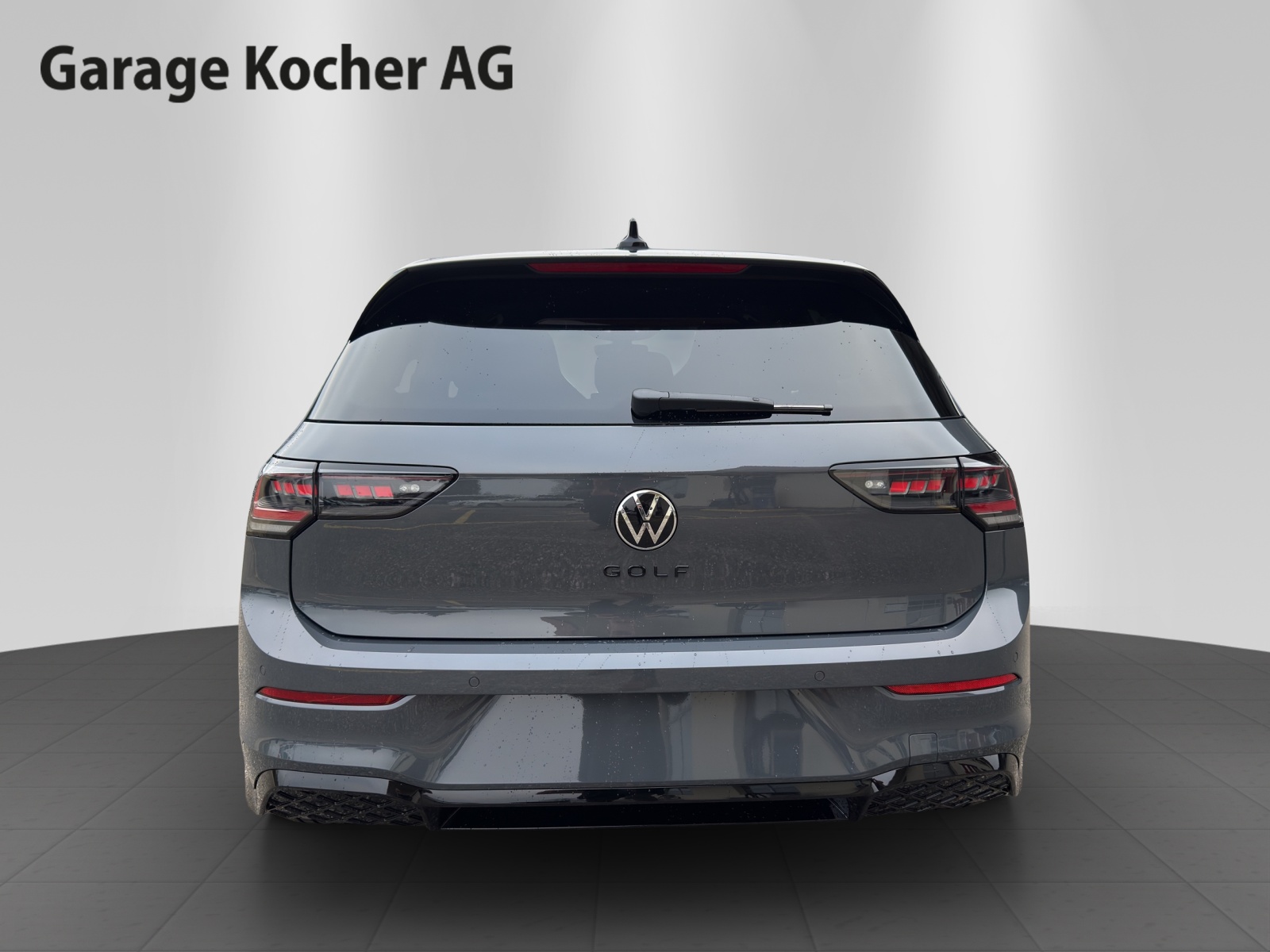 VW Golf 1.5 e TSI mHEV R-Line DSG-showroom-element-3