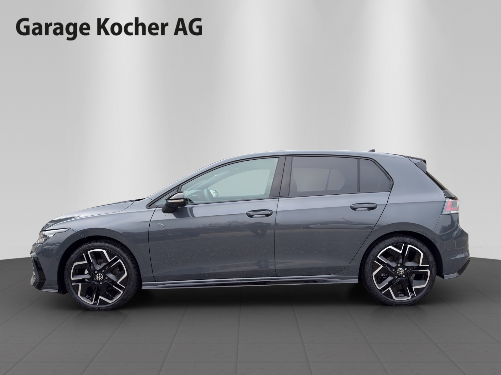VW Golf 1.5 e TSI mHEV R-Line DSG-showroom-element-2