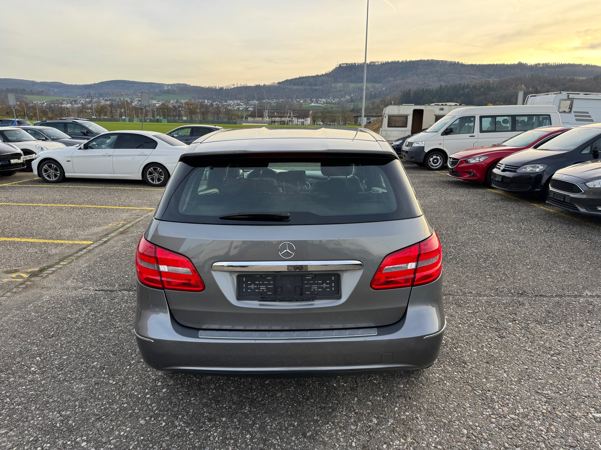 MERCEDES-BENZ B 200 7G-DCT-image-4