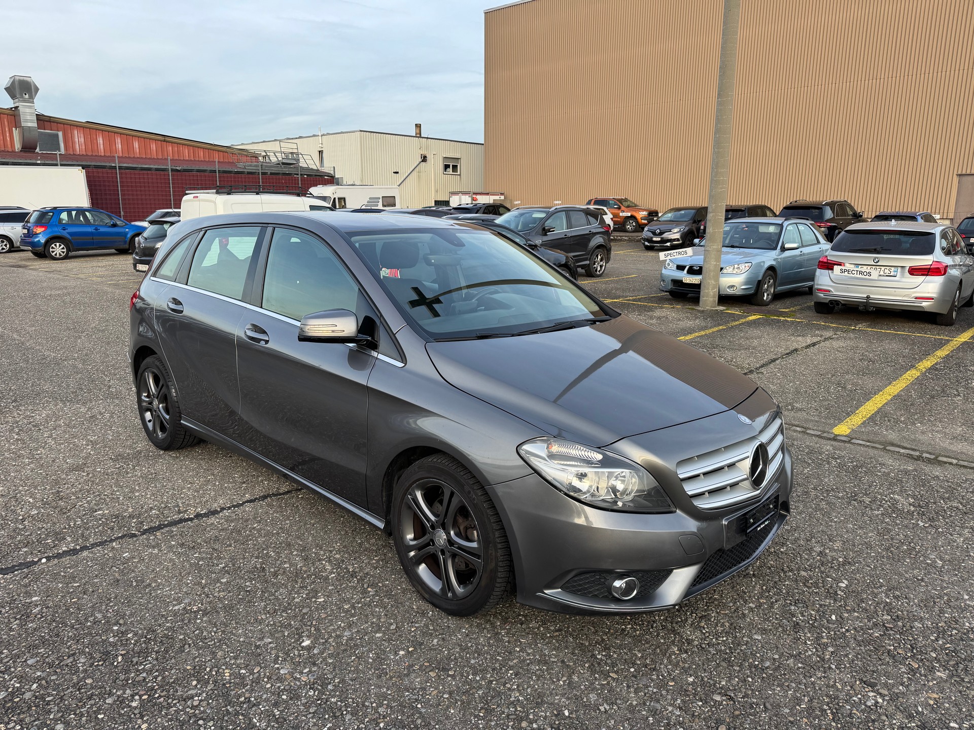 MERCEDES-BENZ B 200 7G-DCT