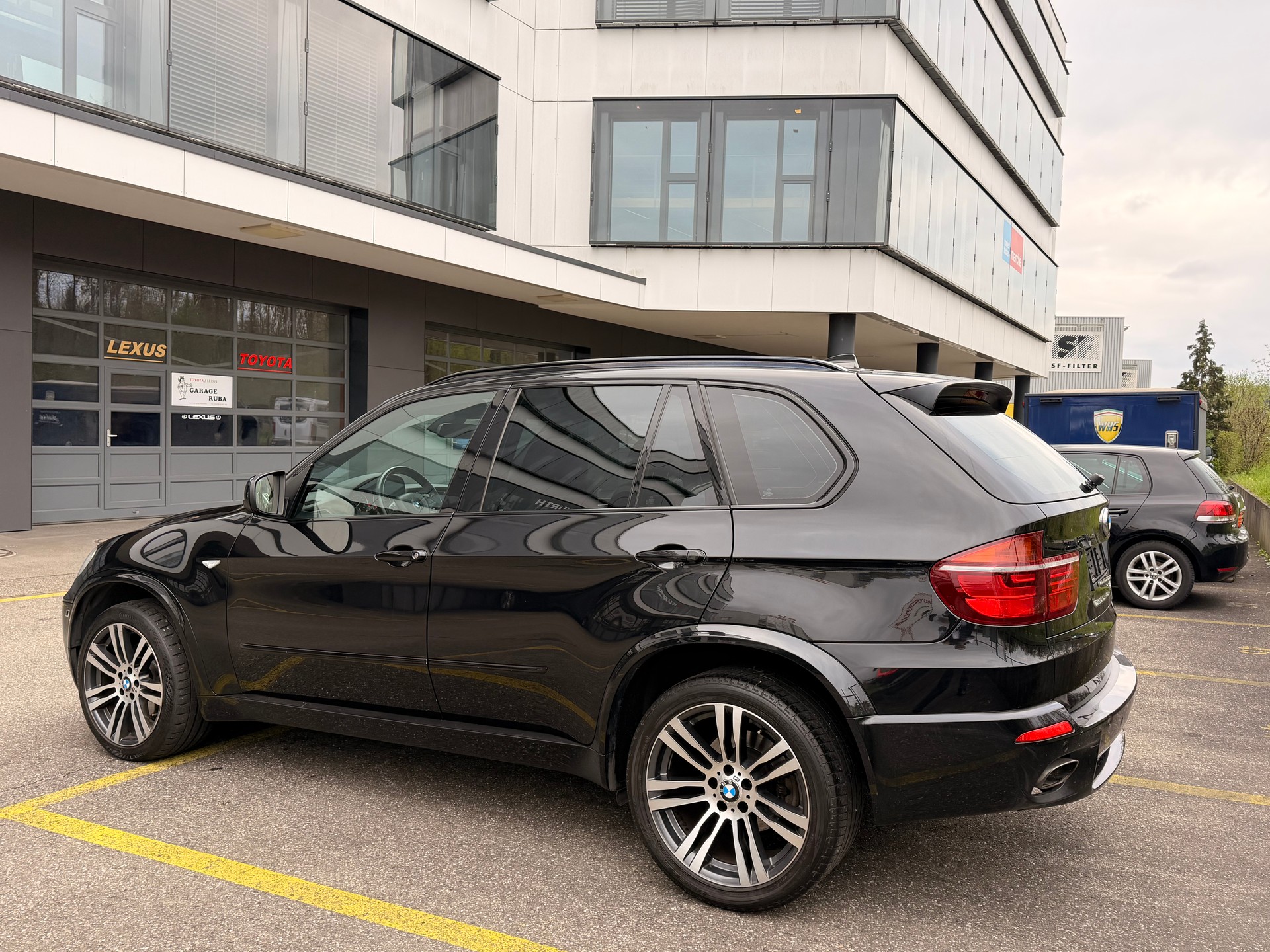 BMW X5 xDrive 40d Steptronic-showroom-element-2