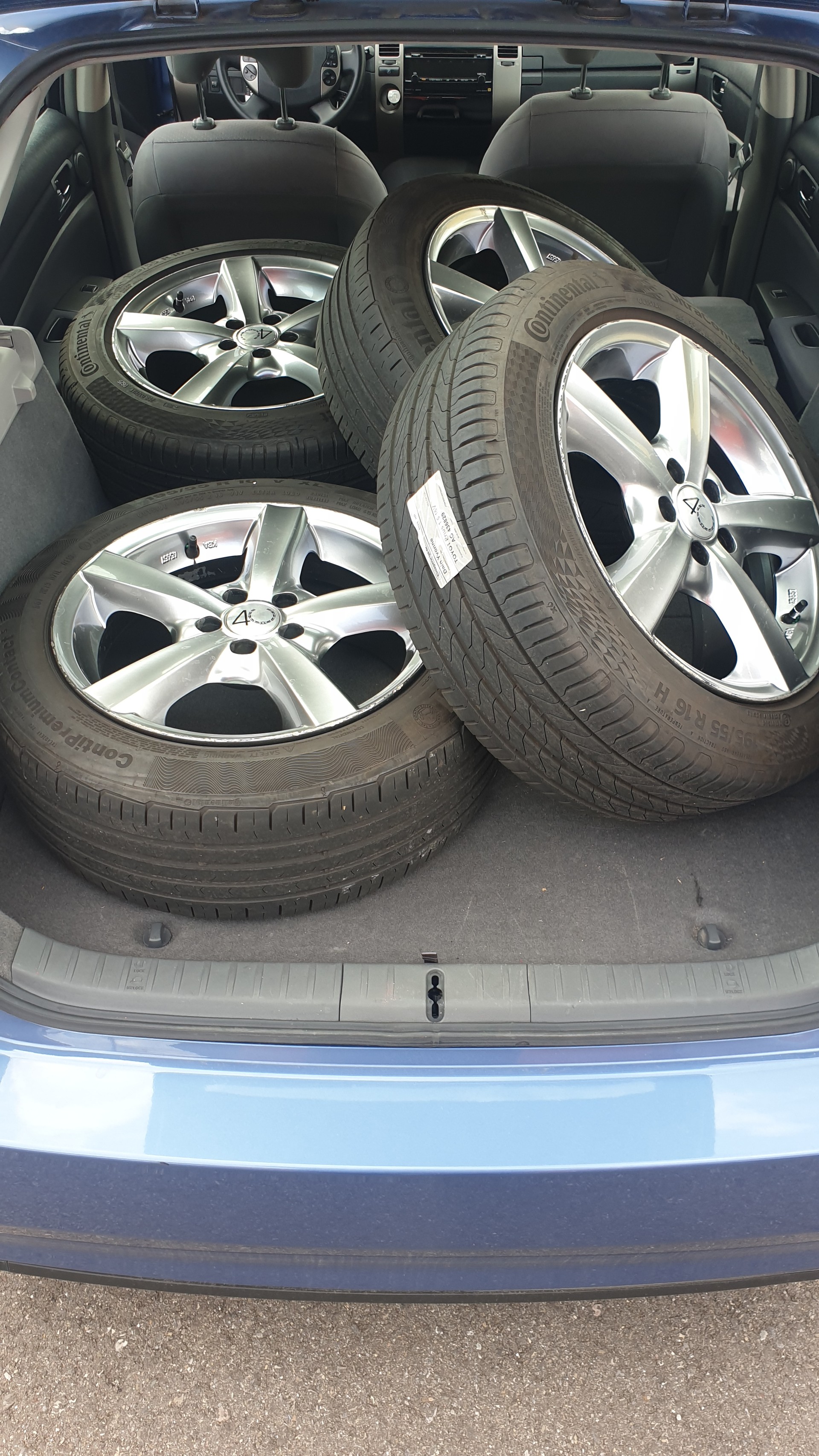TOYOTA Prius 1.5 16V Hybrid-image-15