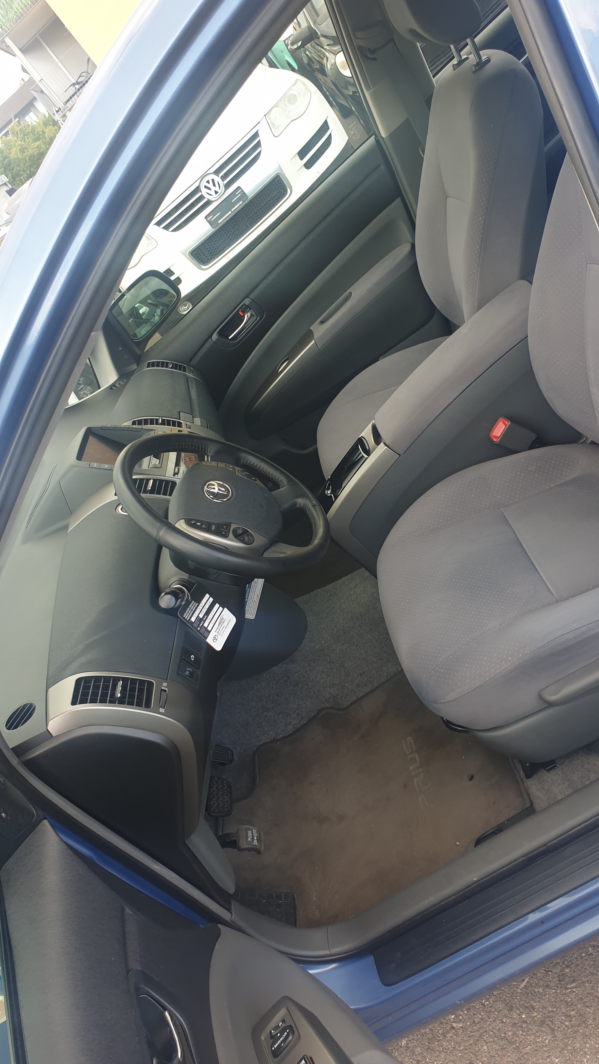 TOYOTA Prius 1.5 16V Hybrid-image-10