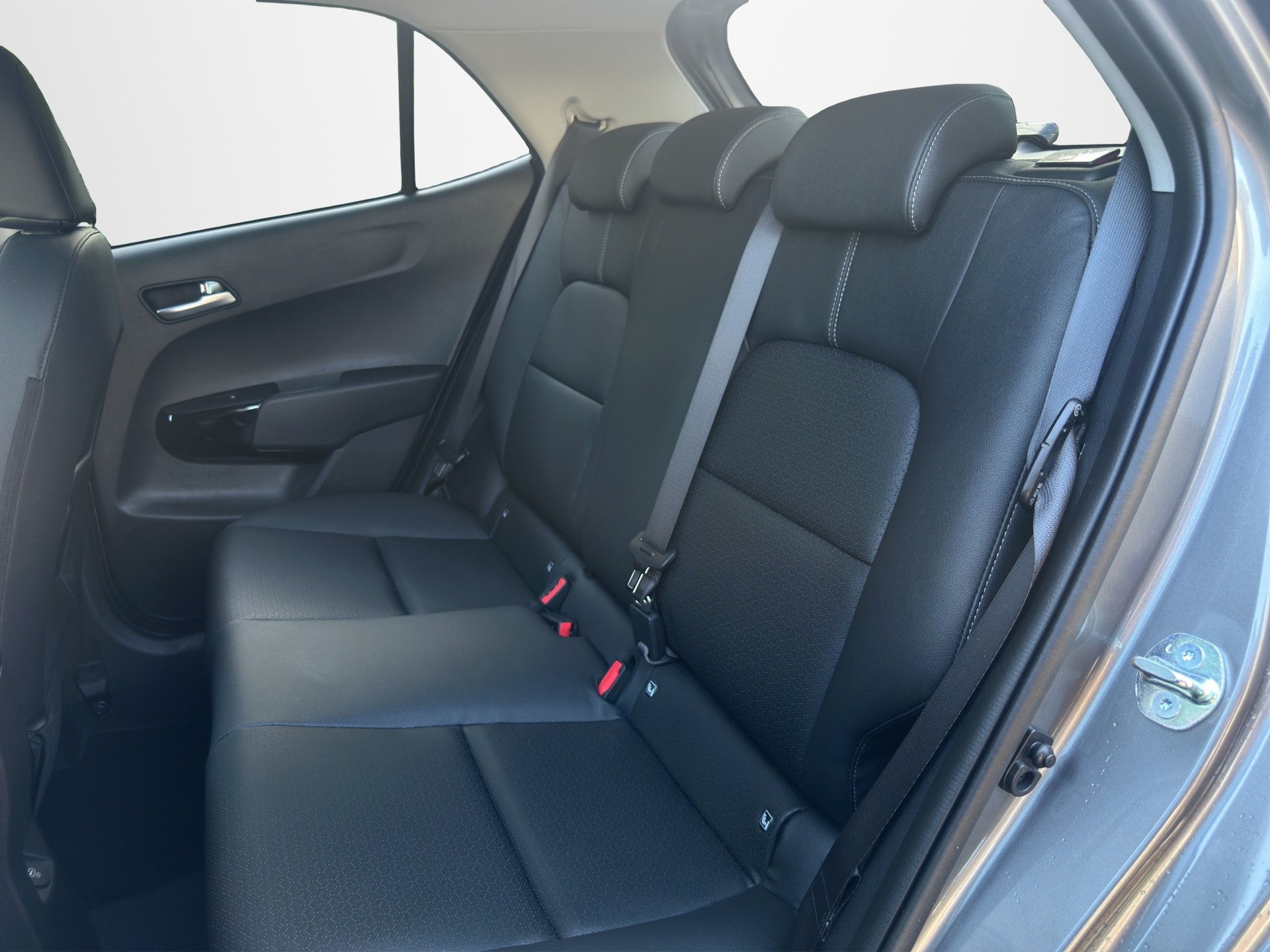 KIA 1.0 GDI GT LINE-image-11