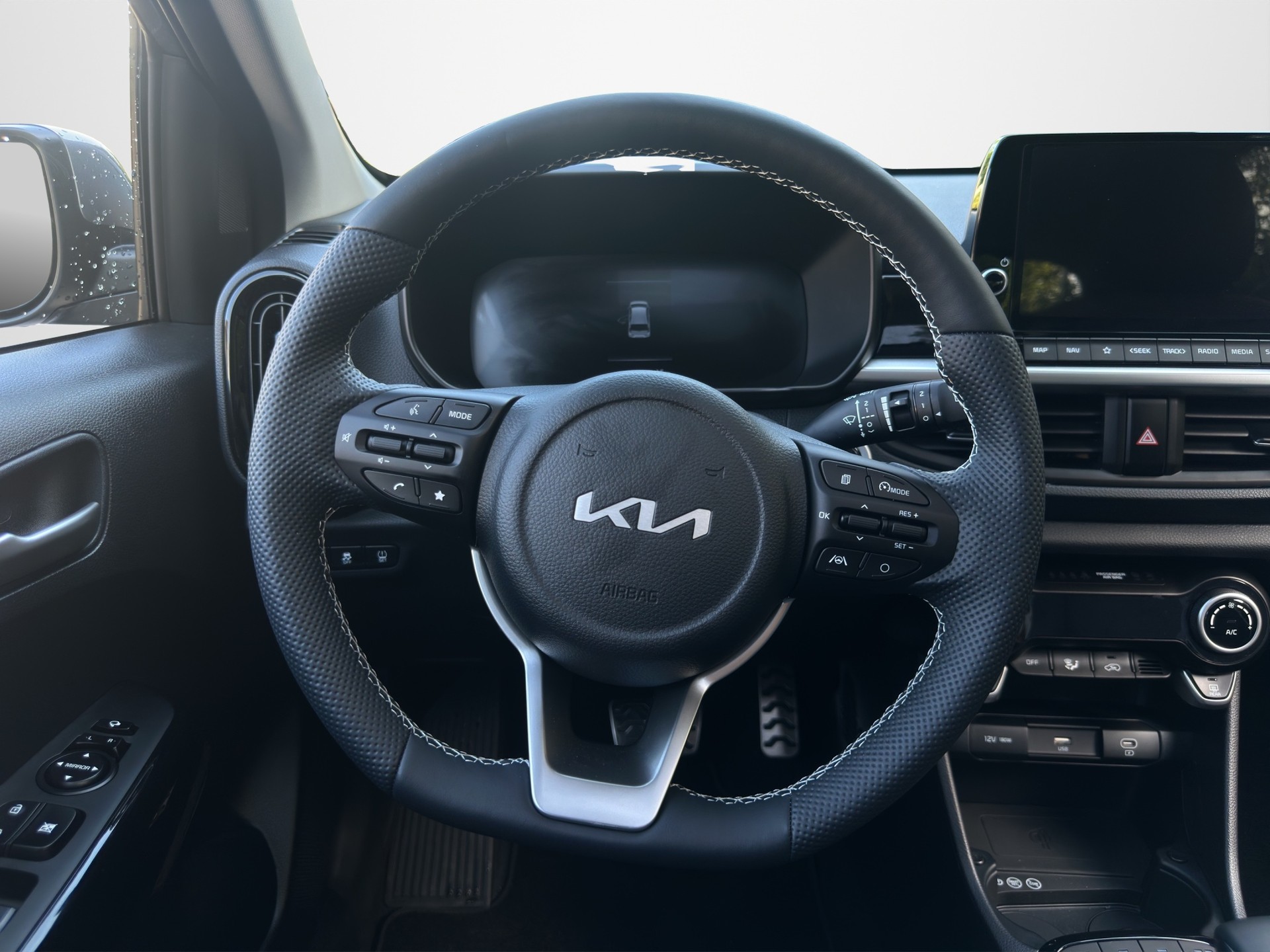 KIA 1.0 GDI GT LINE-image-9