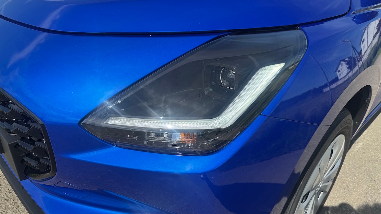 SUZUKI NEW SWIFT 1.2 COMPACT HYBRID-image-8