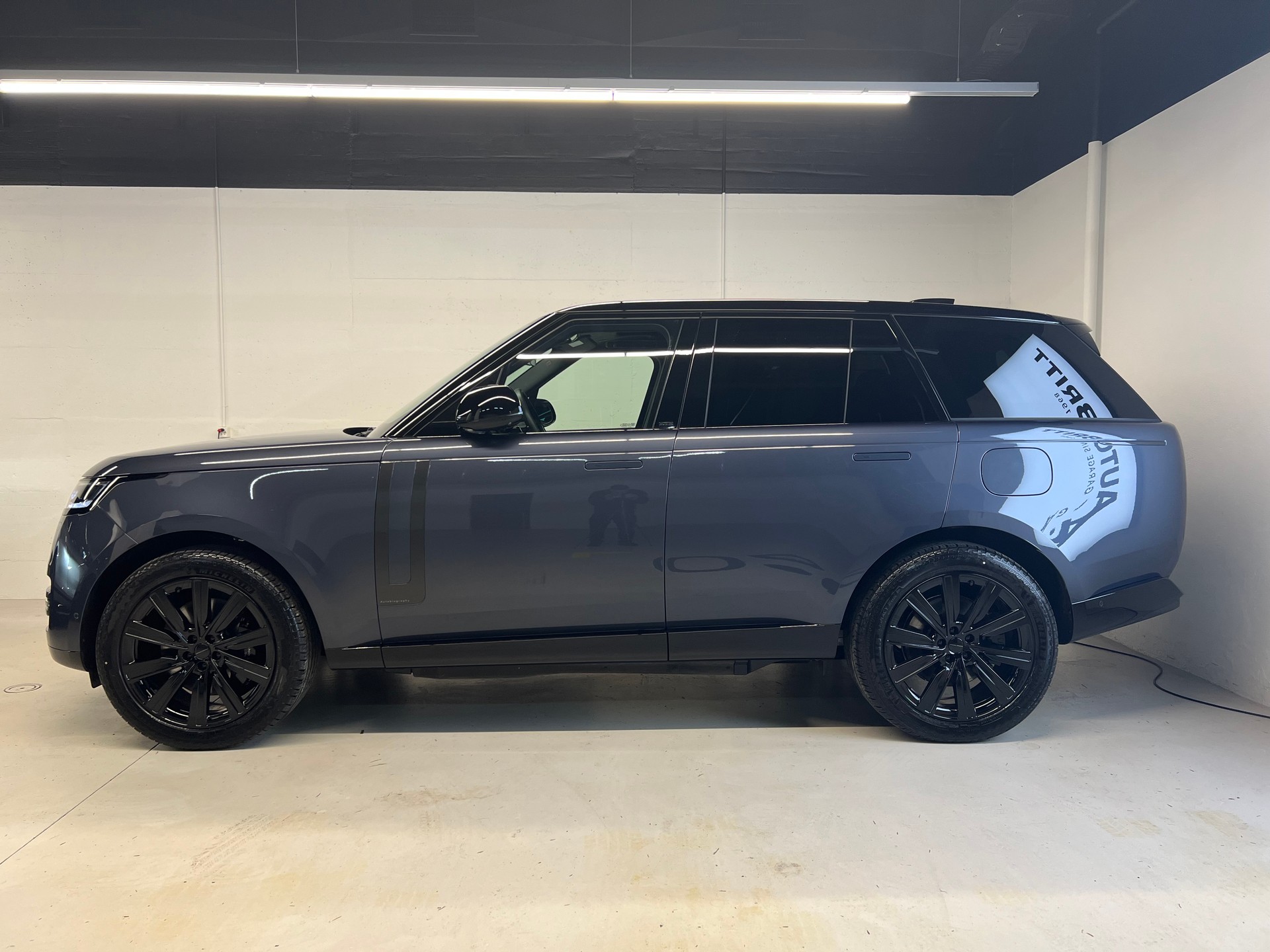 LAND ROVER Range Rover 3.0 I6 P550e Autobiography-image-7