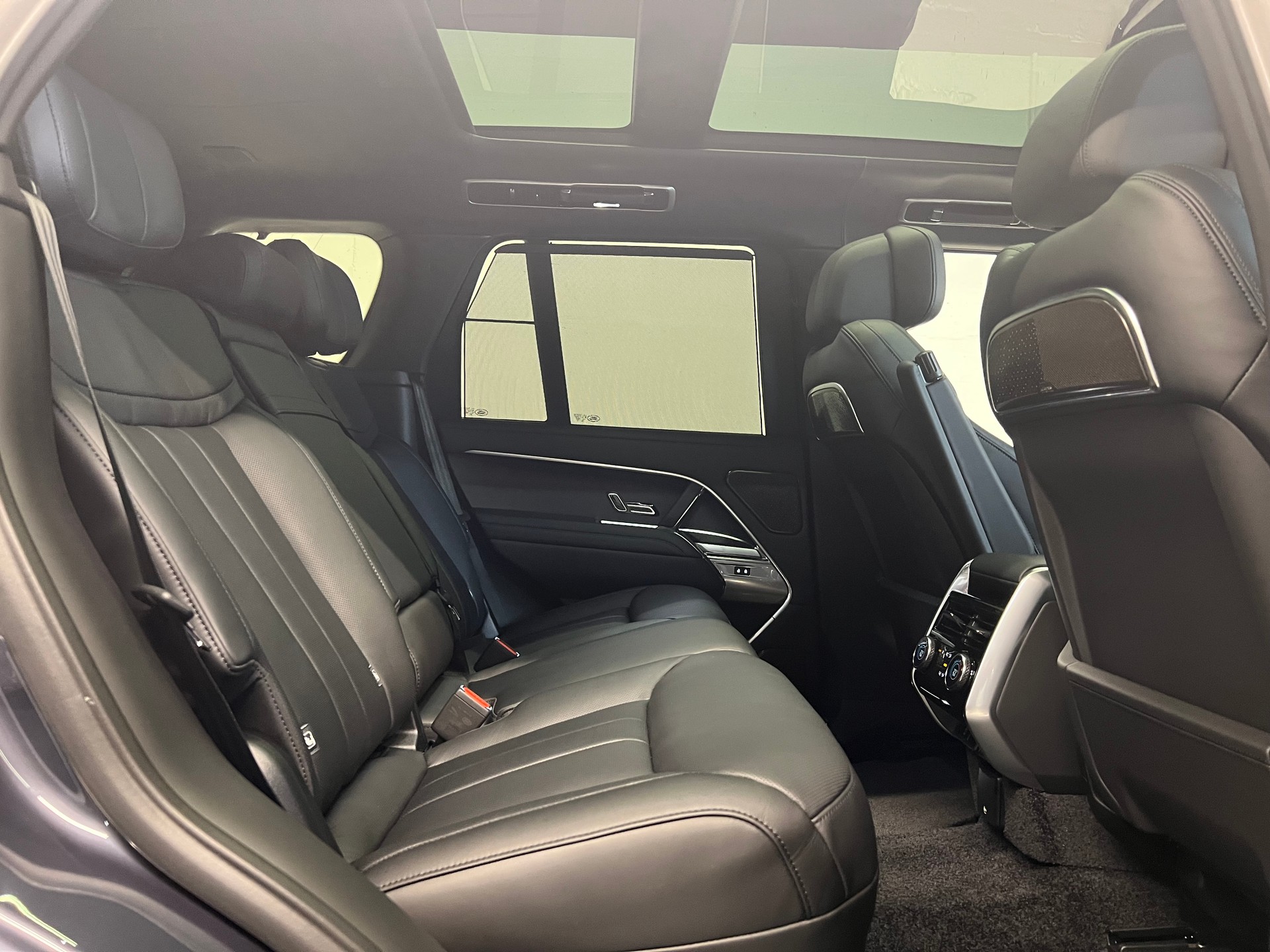 LAND ROVER Range Rover 3.0 I6 P550e Autobiography-image-6