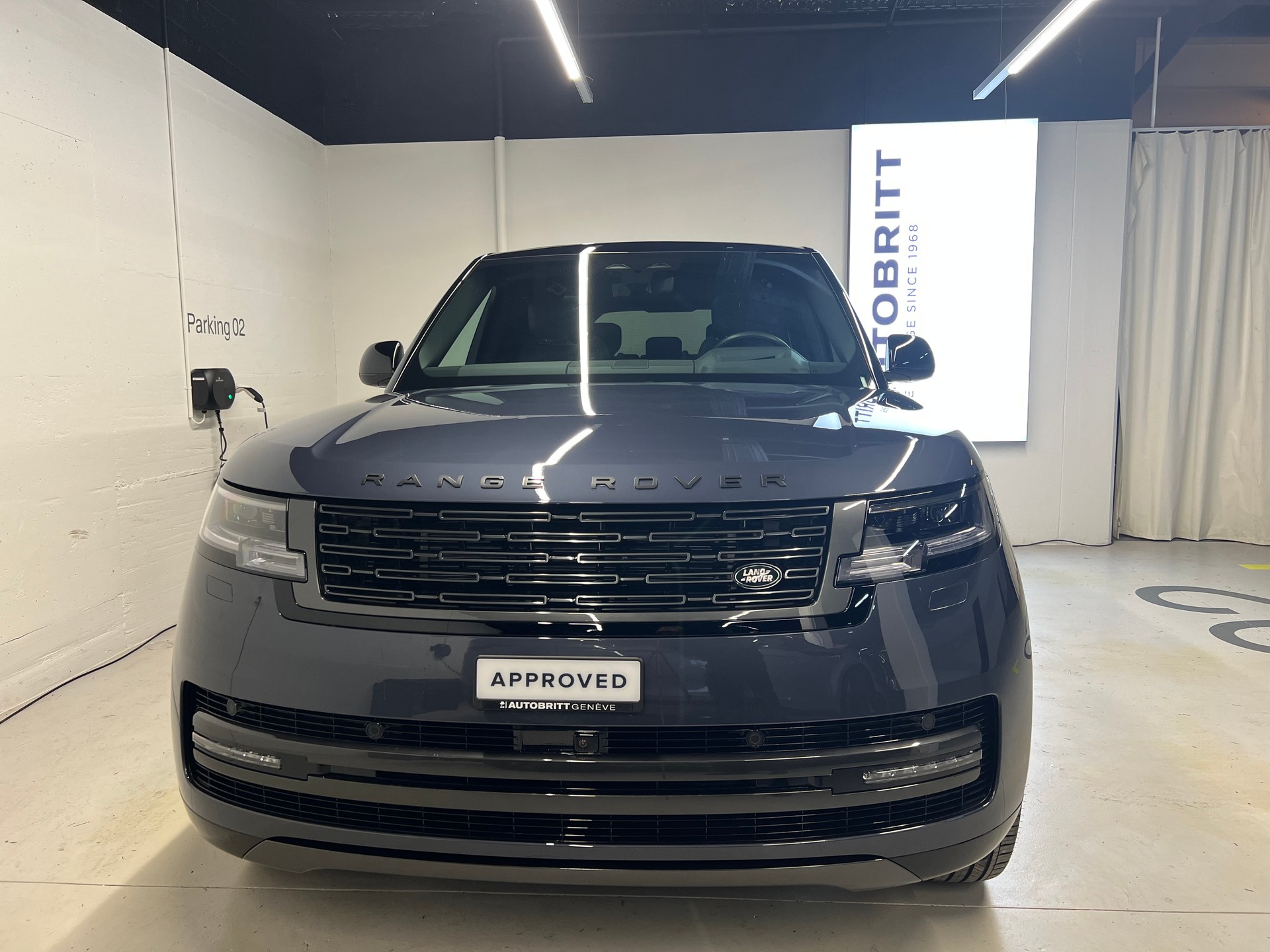 LAND ROVER Range Rover 3.0 I6 P550e Autobiography-image-9