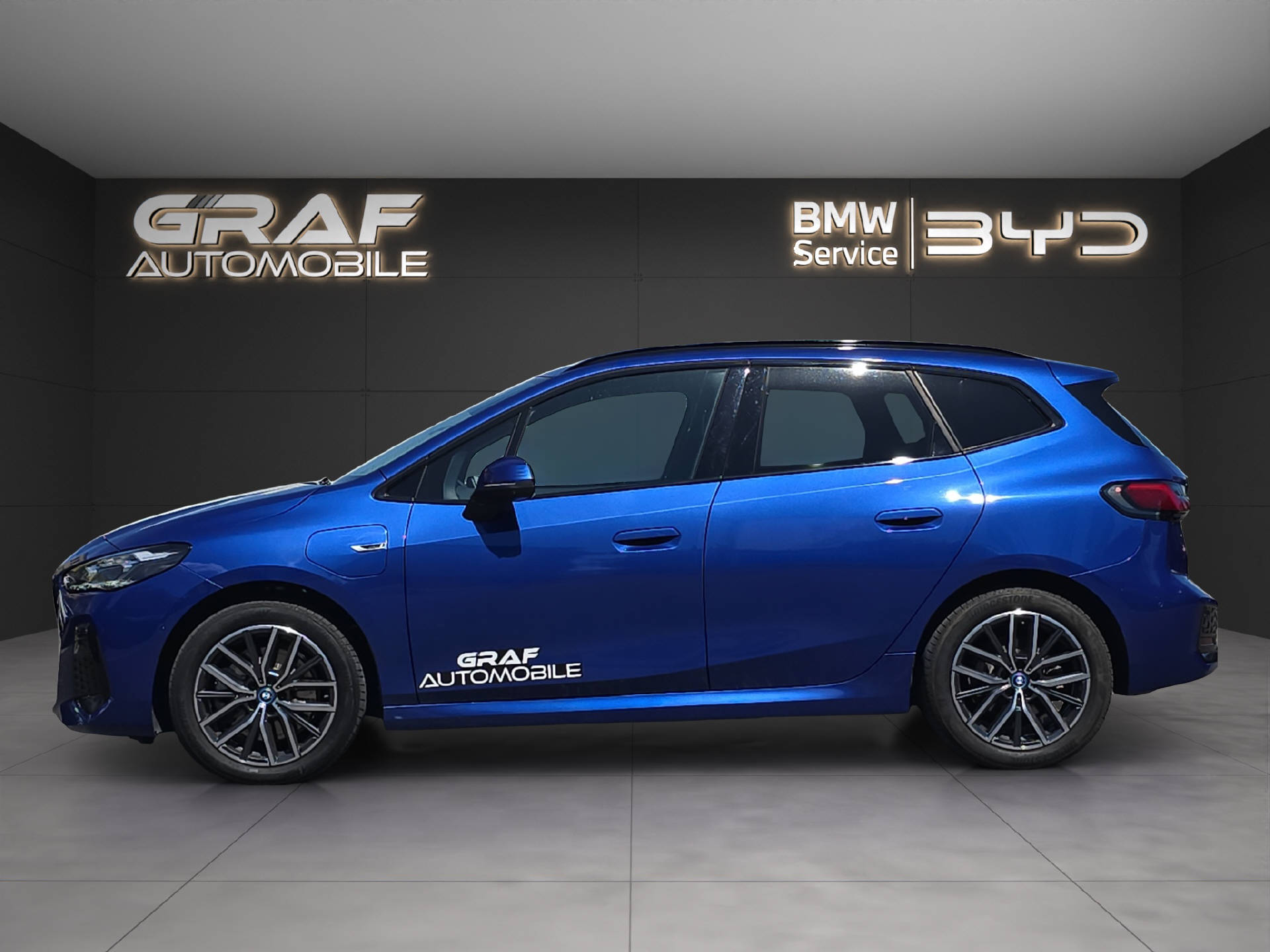 BMW 230e xDrive Active Tourer M Sport ** 24 Monate GARANTIE // 1'400 kg Anhängelast **-image-16